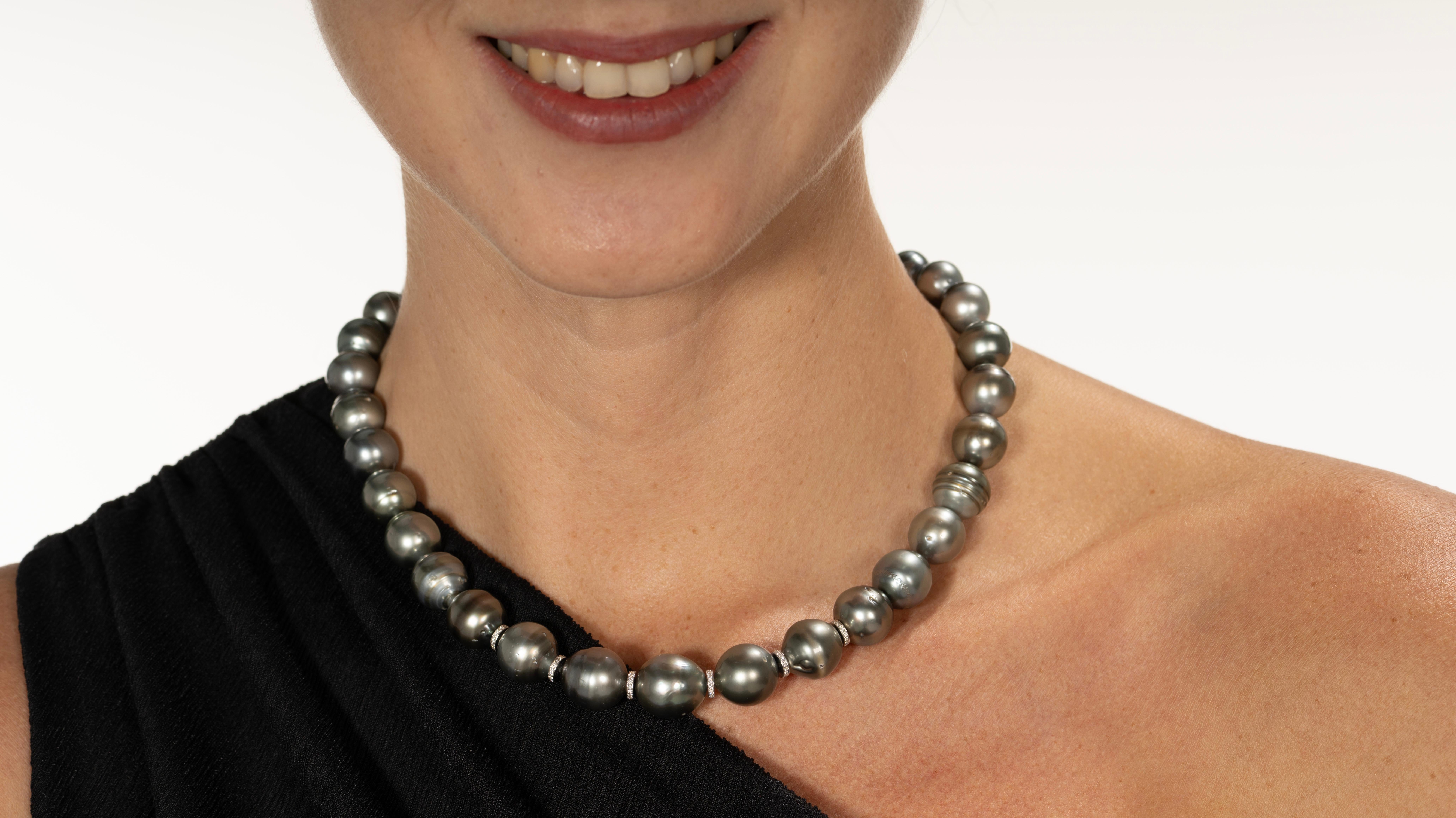 430ct Tahitian Pearls & White Diamonds in 18K Gold For Sale 3