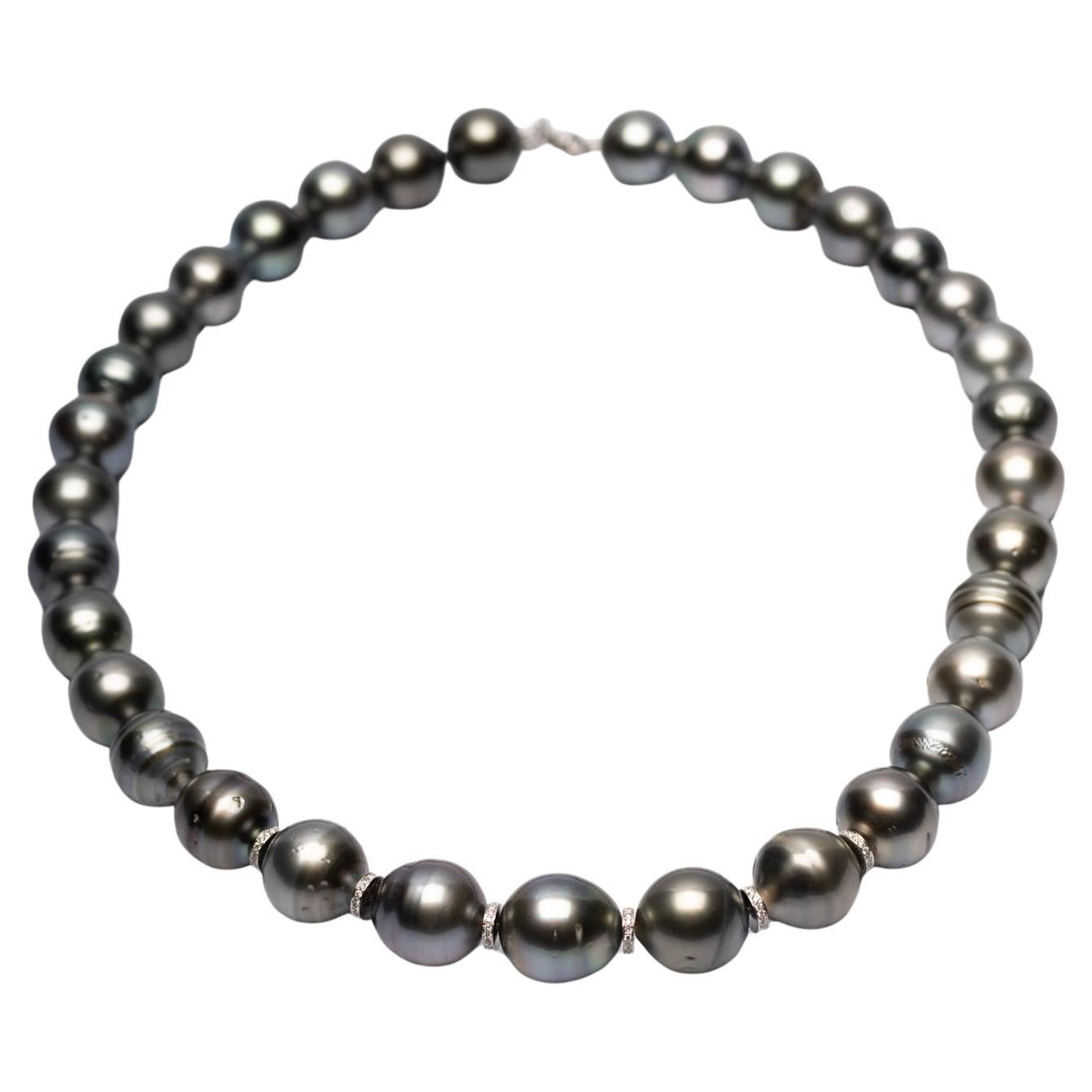 430ct Tahitian Pearls & White Diamonds in 18K Gold For Sale