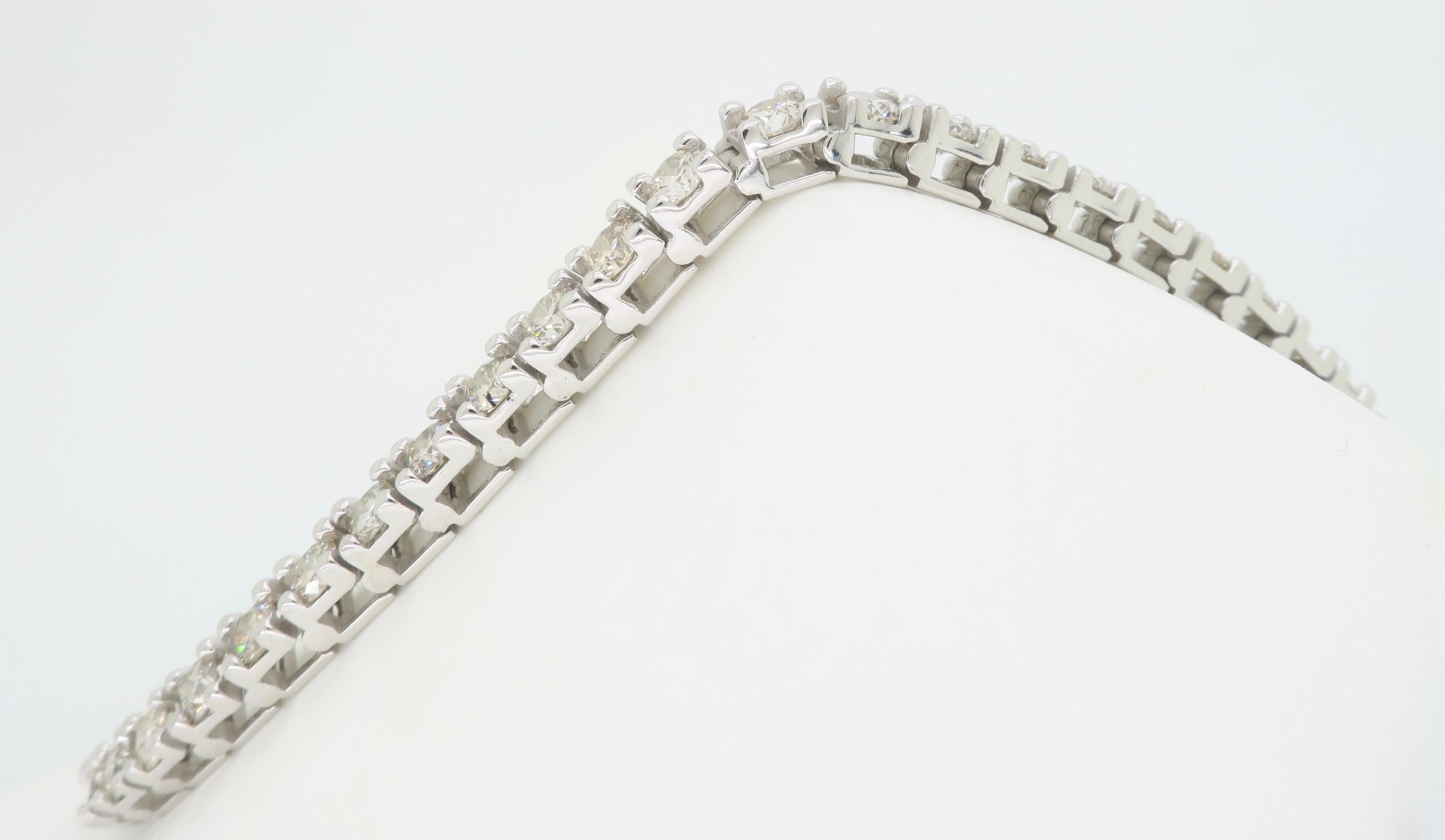 4.30ctw Diamond Tennis Bracelet Made in 14k White Gold 6