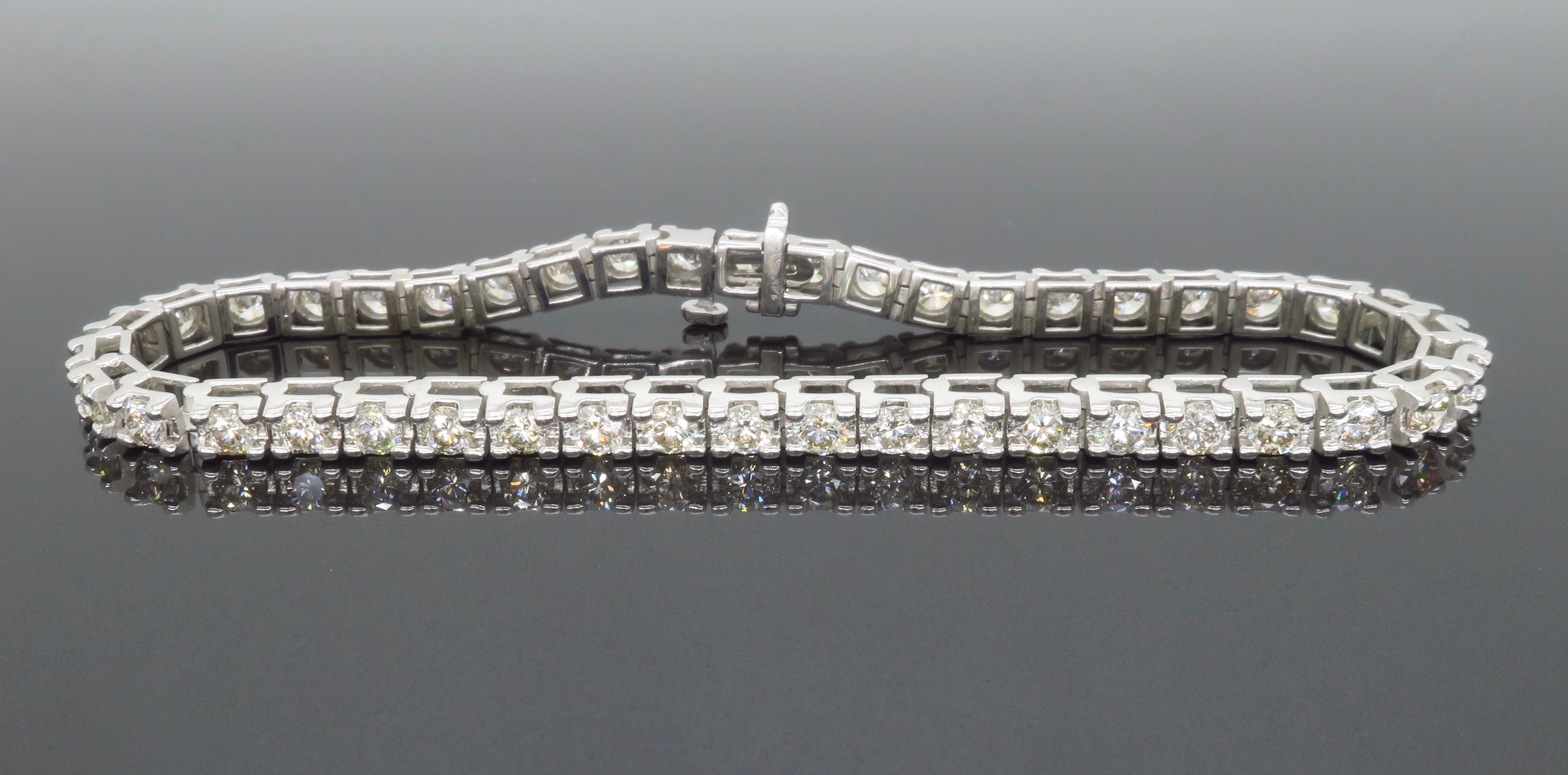 4.30ctw Diamond Tennis Bracelet Made in 14k White Gold 8