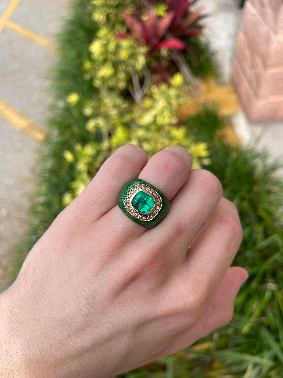 DELICATE SPIRAL GREEN STONE RING - Navrathan