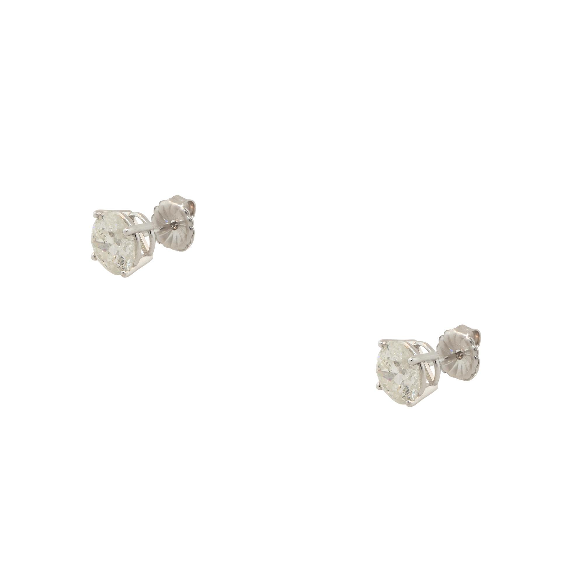 14k White Gold 4.31ctw Diamond Stud Earrings
Material: 14k White Gold
Diamond Details: Approx. 4.31ctw. of Diamonds. Diamonds are H in color and I1 in clarity
Earring Backs: Friction Backs
Additional Details: This item comes with a presentation