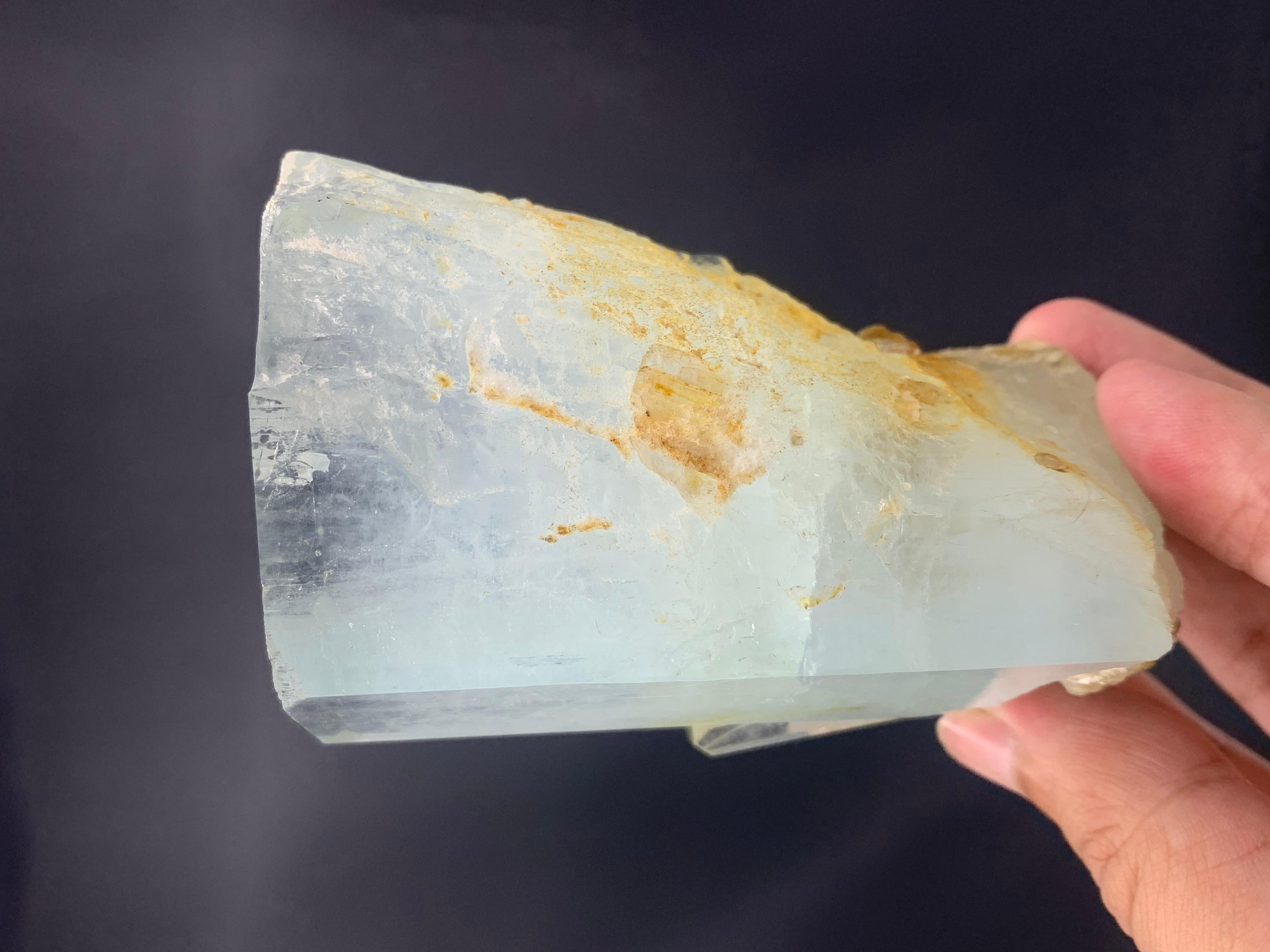 431.5 Gram Aquamarine Crystal bunch Attached With Fluorite From Skardu, Pakistan For Sale 4