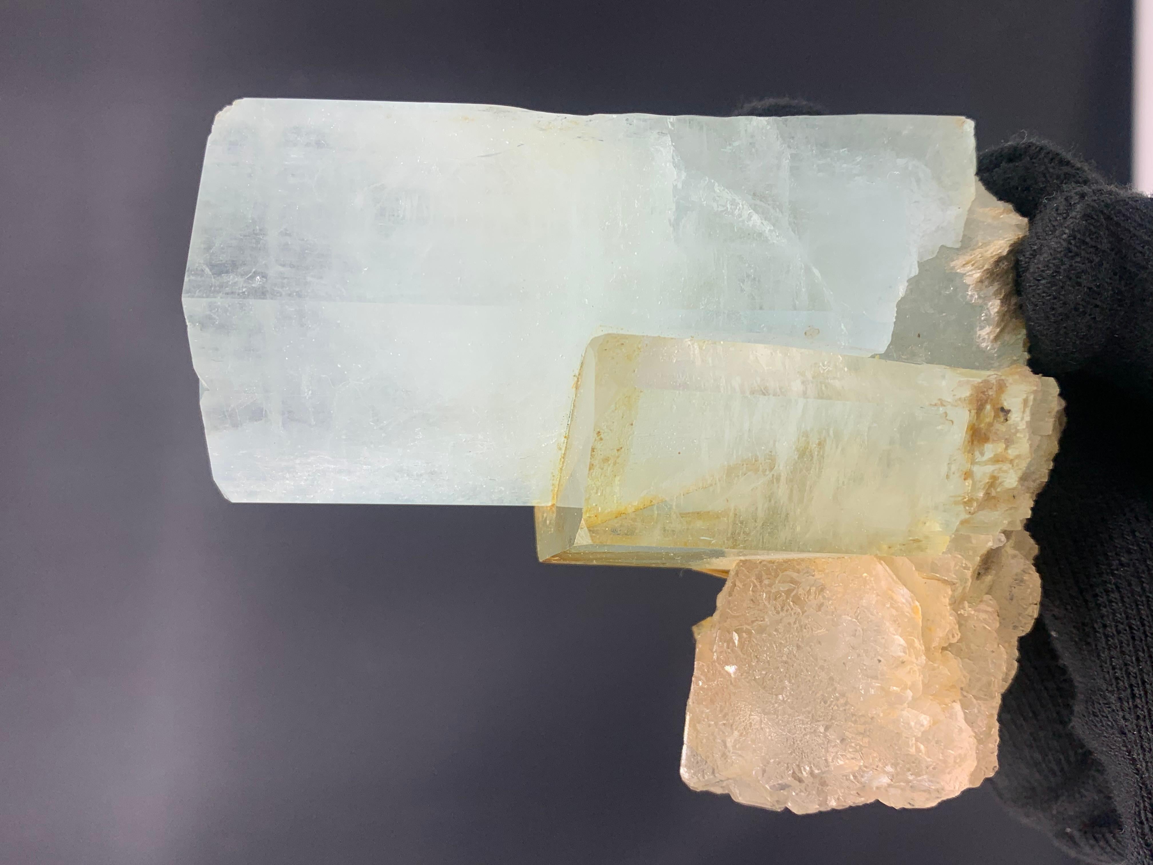 431.5 Gram Aquamarine Crystal bunch Attached With Fluorite From Skardu, Pakistan

Weight: 431.5 Gram 
Dimension: 9 x 7.7 x 5.2 Cm
Origin: Skardu Valley, Pakistan 
Treatment: Fluorite is attached with Adhesive 

Aquamarine is a pale-blue to