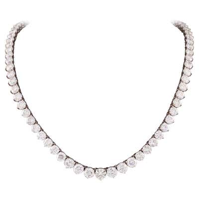 White Gold Graduated 31.00 Carat Diamond Tennis Necklace For Sale at ...