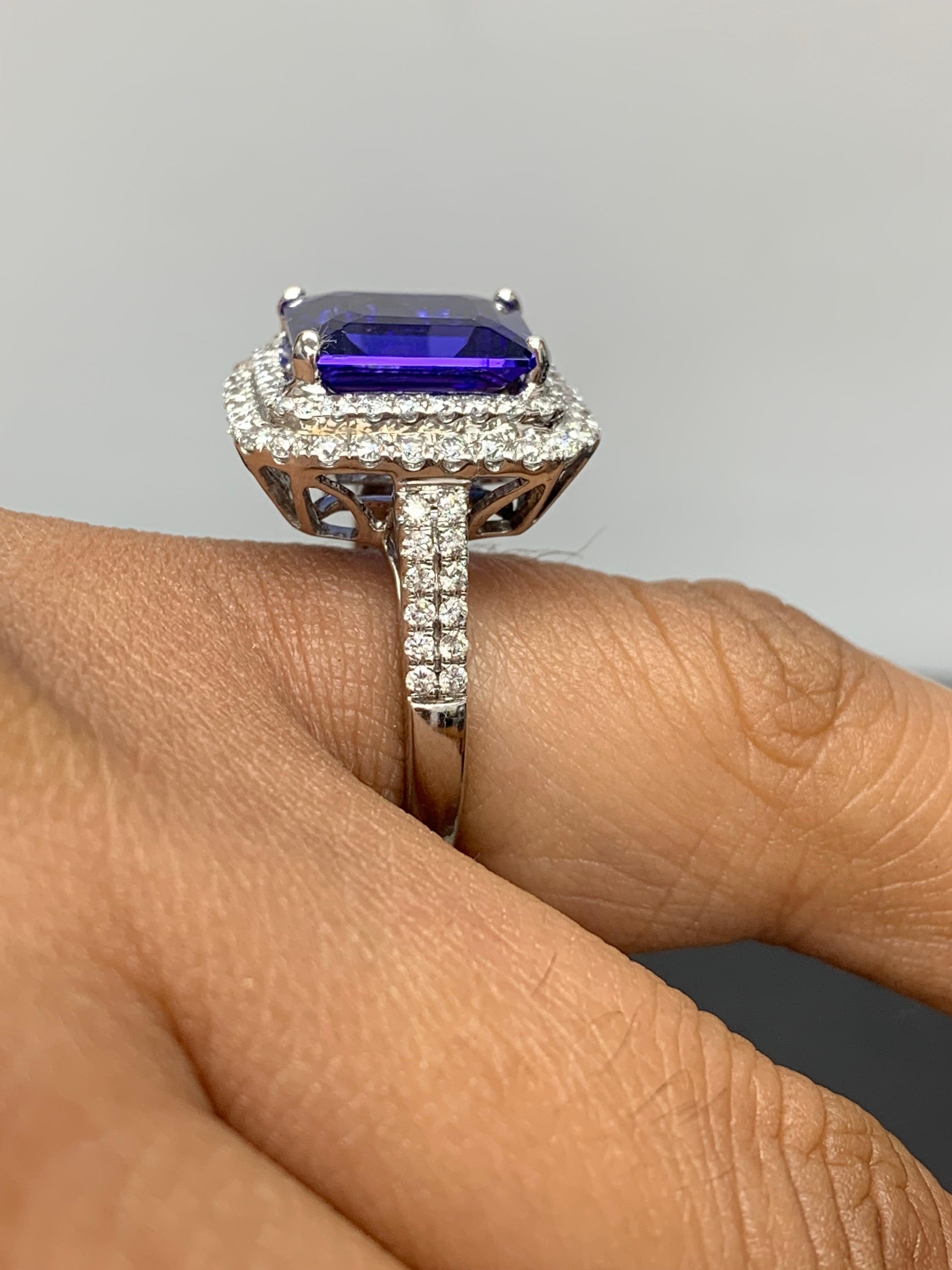 4.32 Carat Emerald Cut Tanzanite Diamond Ring in 18K White Gold In New Condition For Sale In NEW YORK, NY