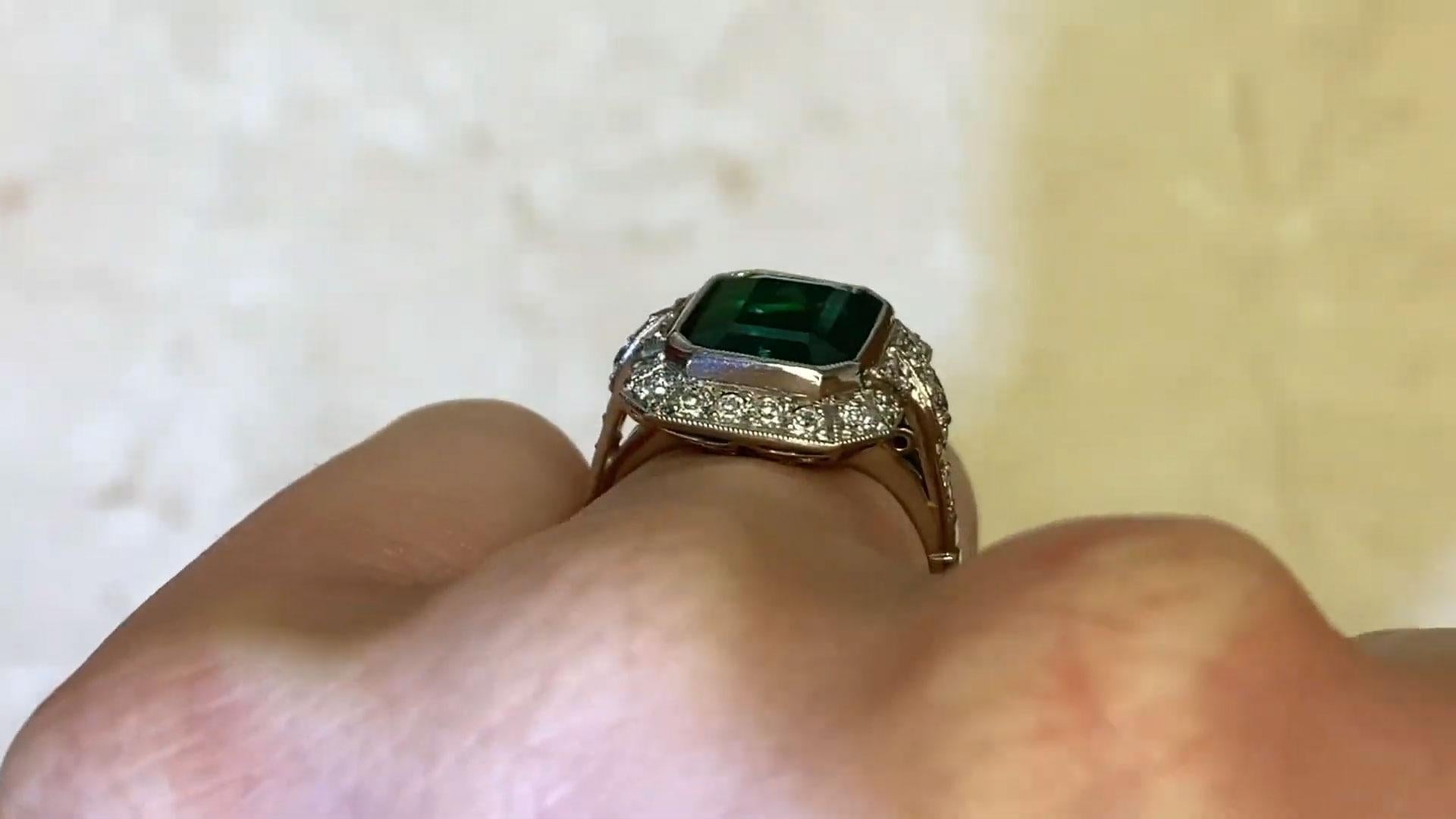 Women's Emerald Ring Diamond Halo (Approx. 4.30-Carats), Platinum For Sale