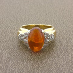 Bague en platine et or de 4,32 carats avec opale de feu et diamant