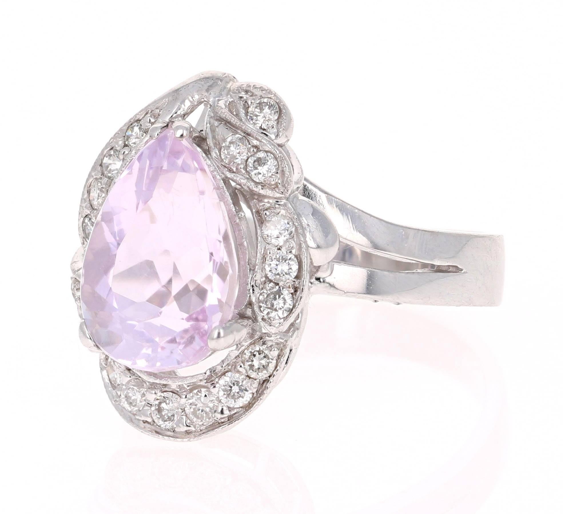Modern 4.32 Carat Kunzite Diamond 14 Karat White Gold Cocktail Ring