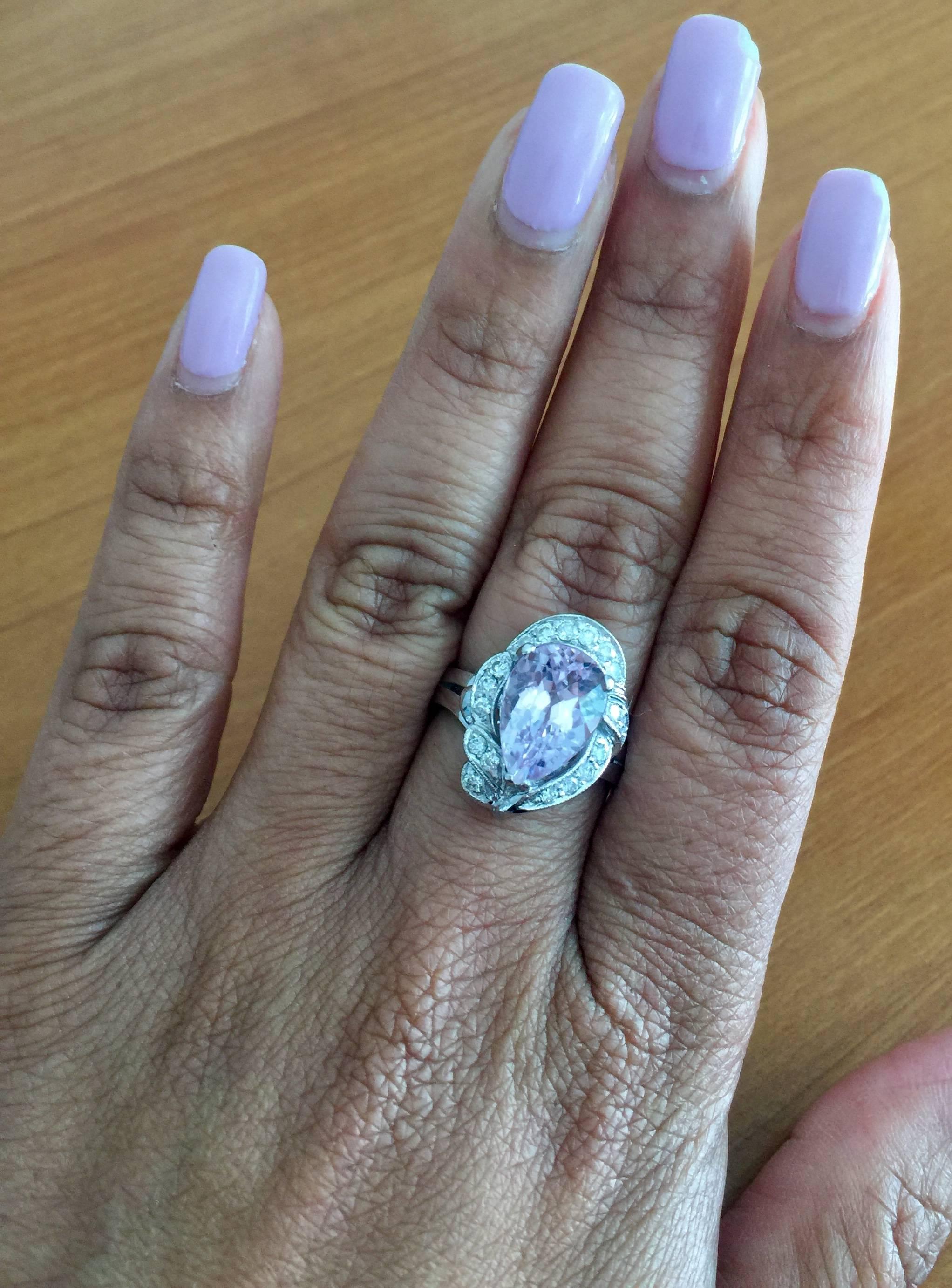 4.32 Carat Kunzite Diamond 14 Karat White Gold Cocktail Ring In New Condition For Sale In Los Angeles, CA