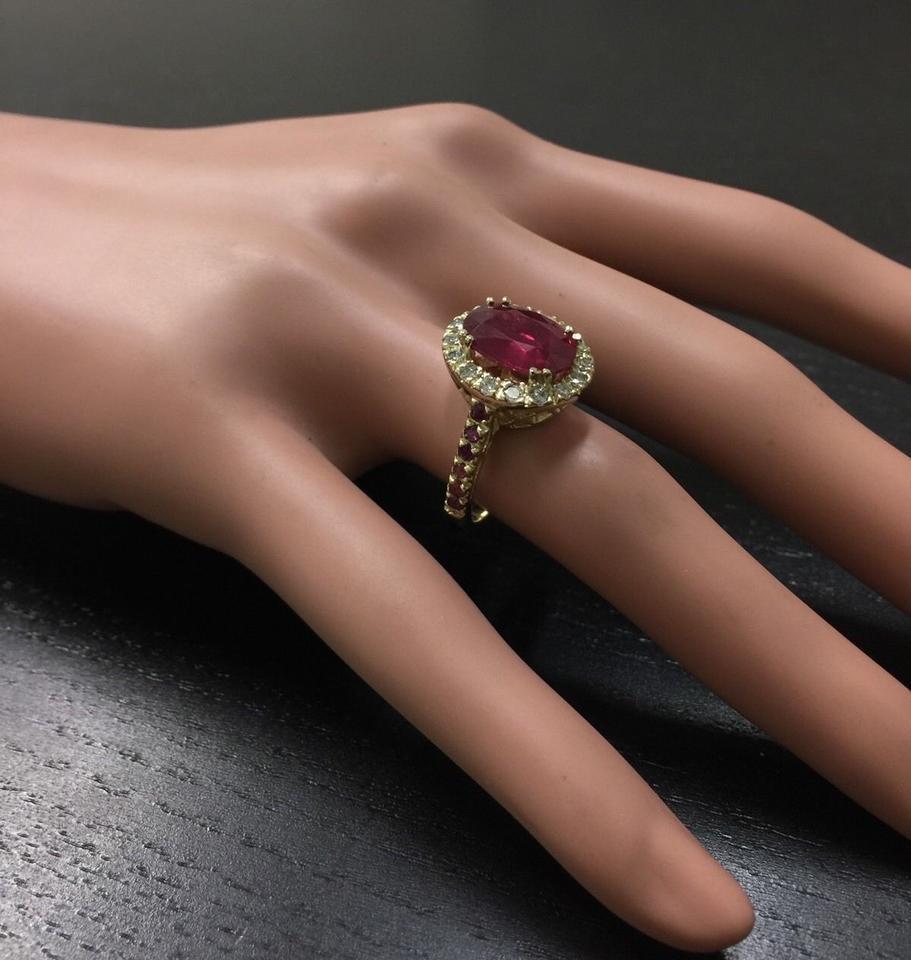 Women's 4.32 Carat Gorgeous Natural Red Ruby and Diamond 14 Karat Solid Yellow Gold Ring For Sale