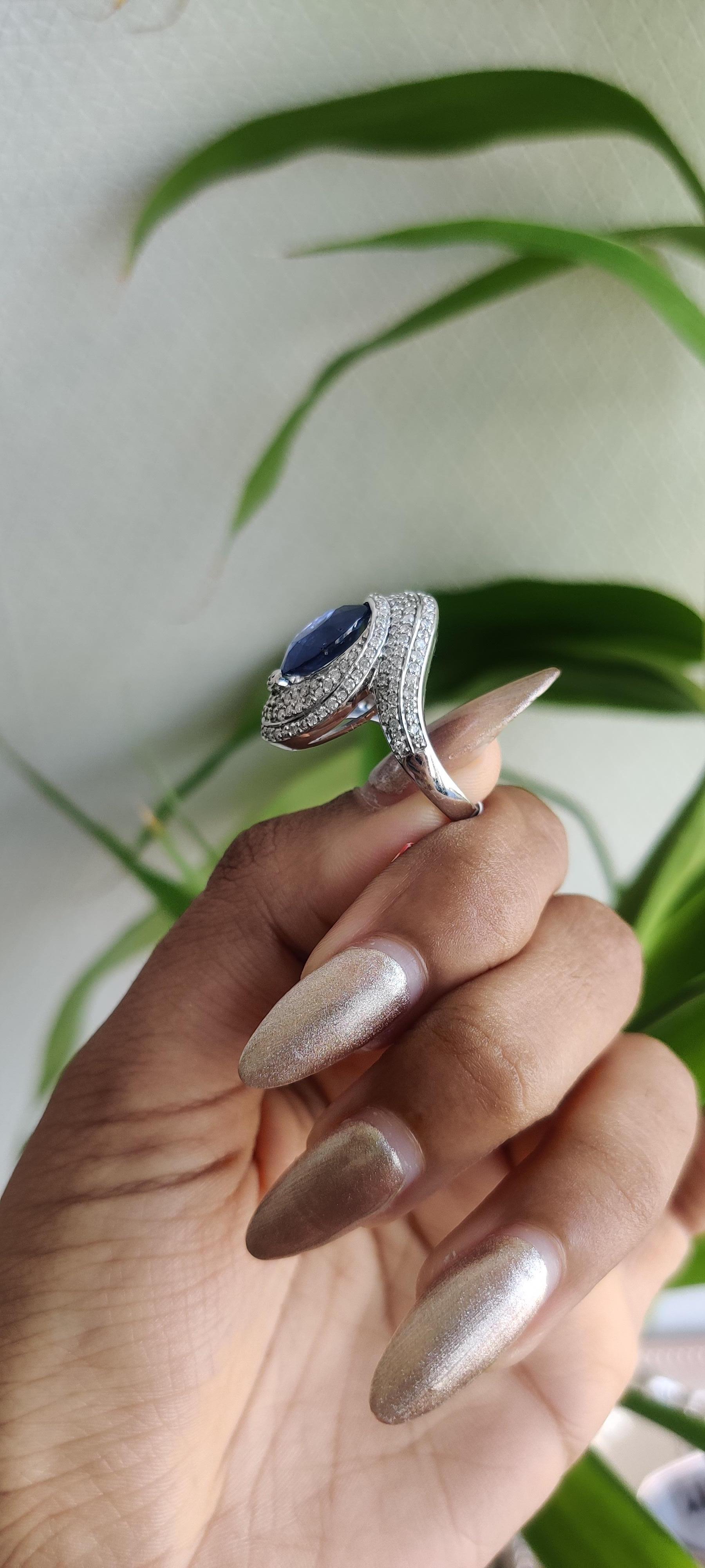 Symmetrical 4.32 Ct Royal Blue Ceylon Sapphire & Diamond 18K White Gold Ring For Sale 9