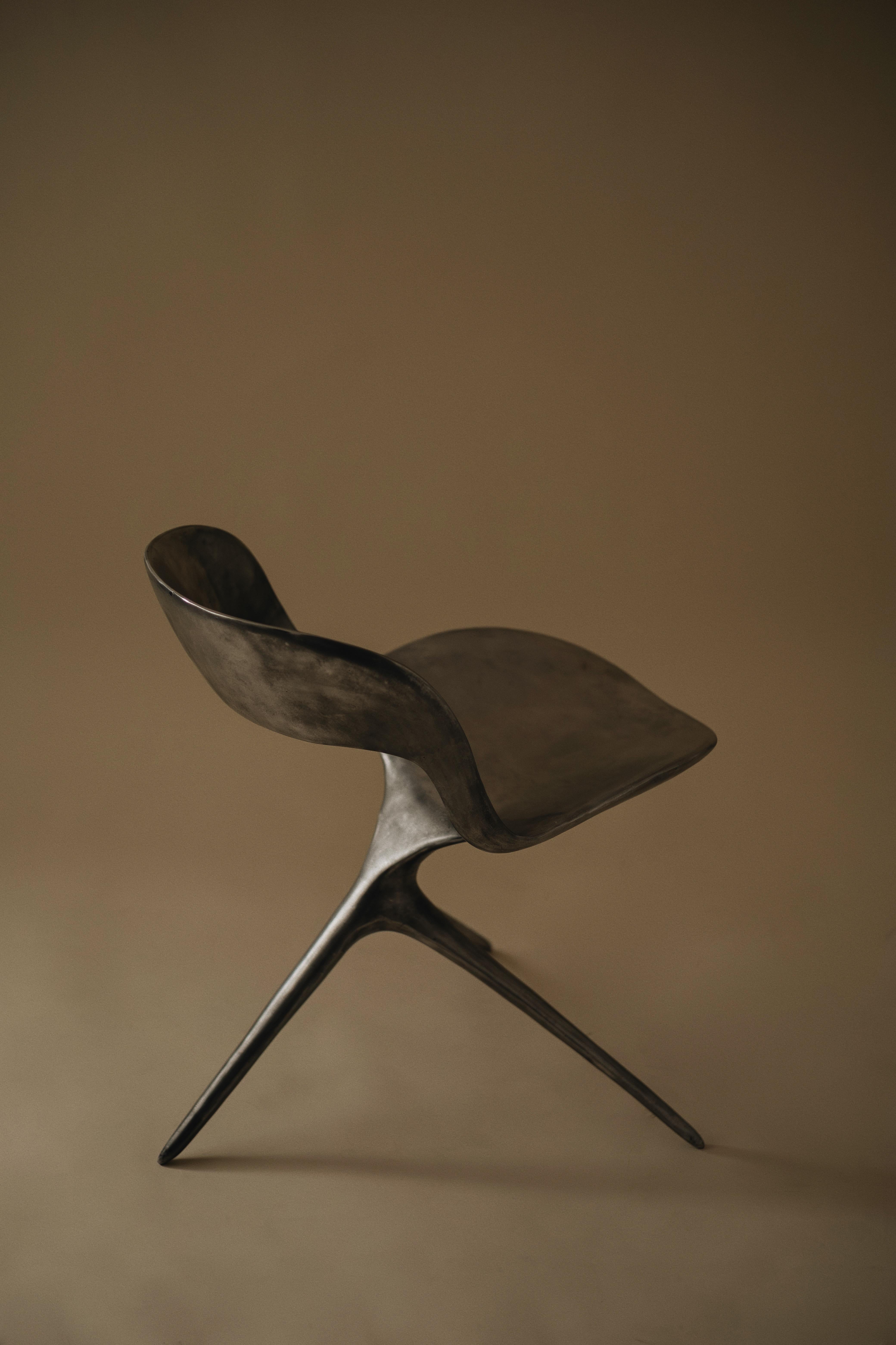 432HZ LOUNGE CHAIR - (ASCENSION)

The collection explores the transformative properties of sound frequencies, translating their essence into unique and symbolic designs. In this case, the lounge chair is inspired by the 432 Hz frequency, known for