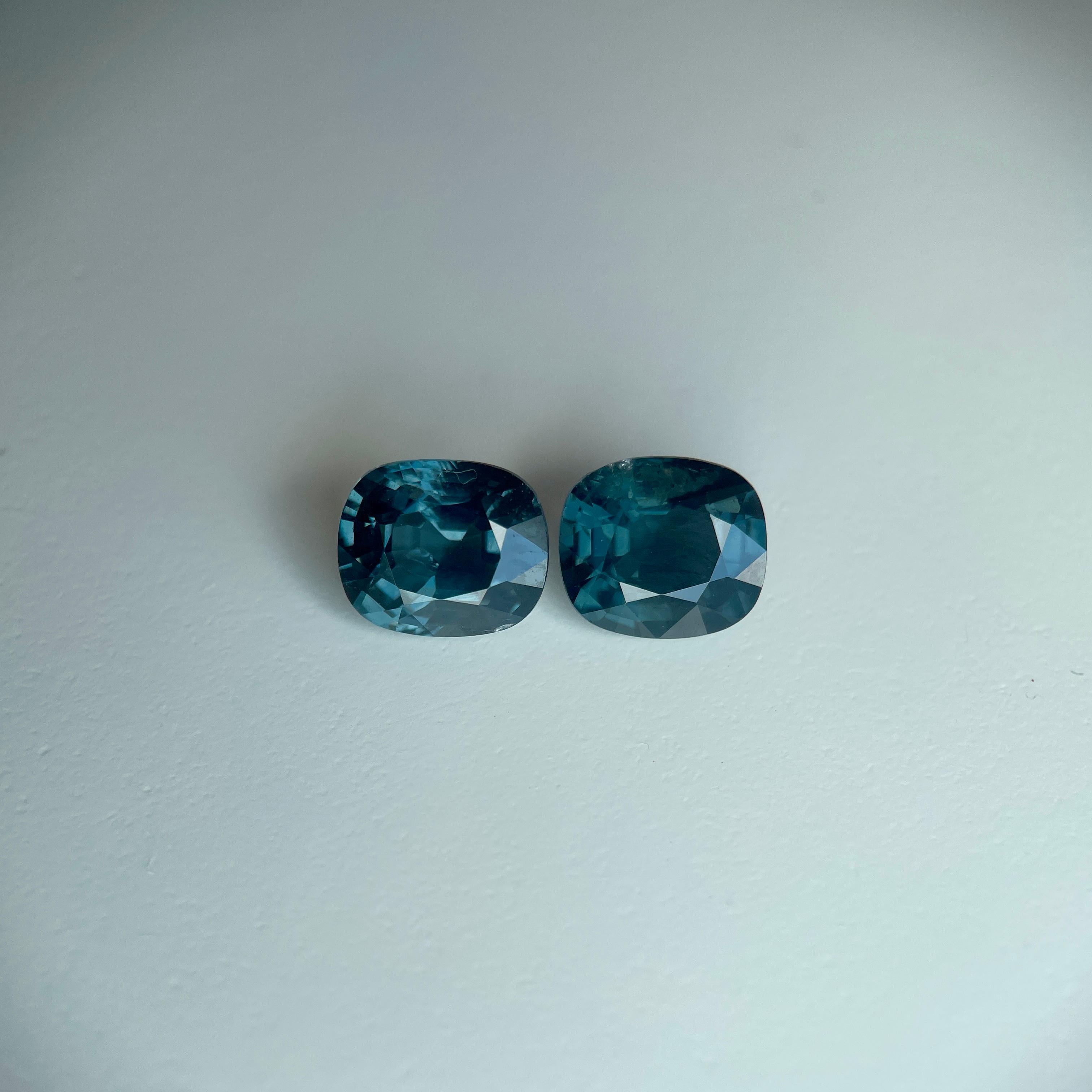Taglio cuscino 4.32Ct Greenish Grey Spinel in vendita