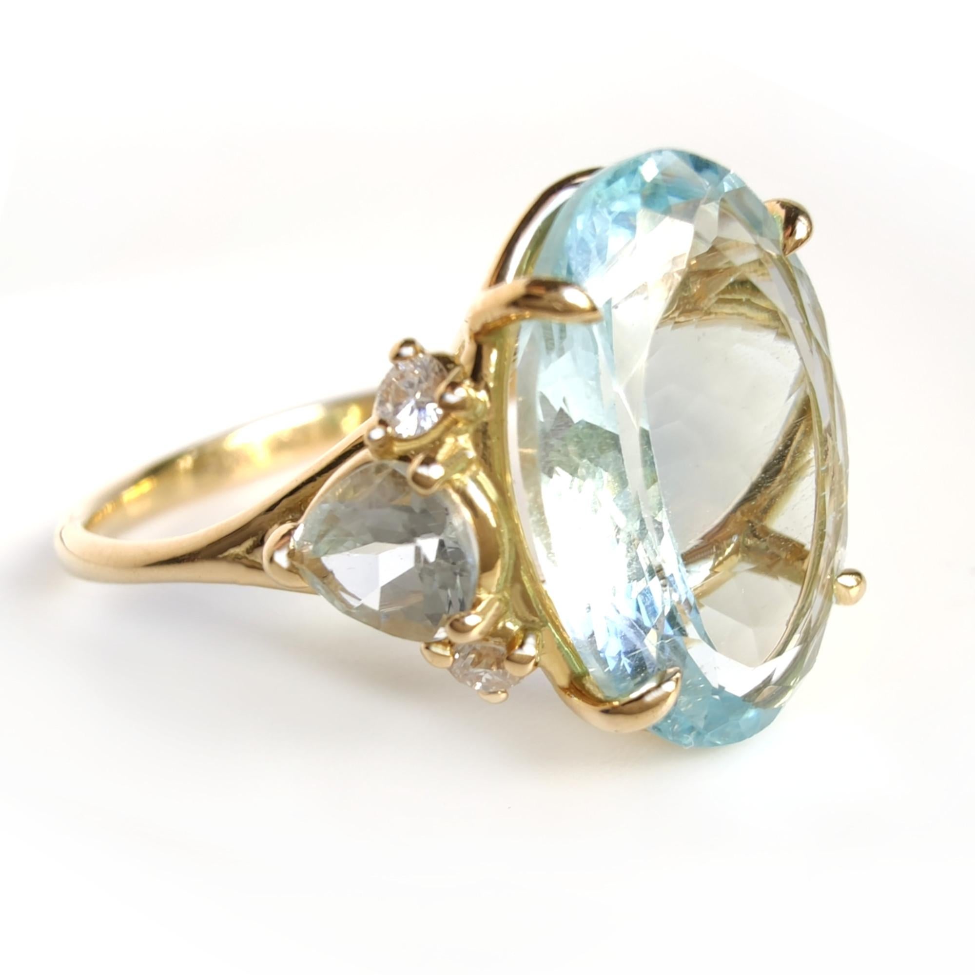 Contemporain 4.32ct Natural Aquamarine Diamond Ring 14K Gold Contemporary Design gift for her