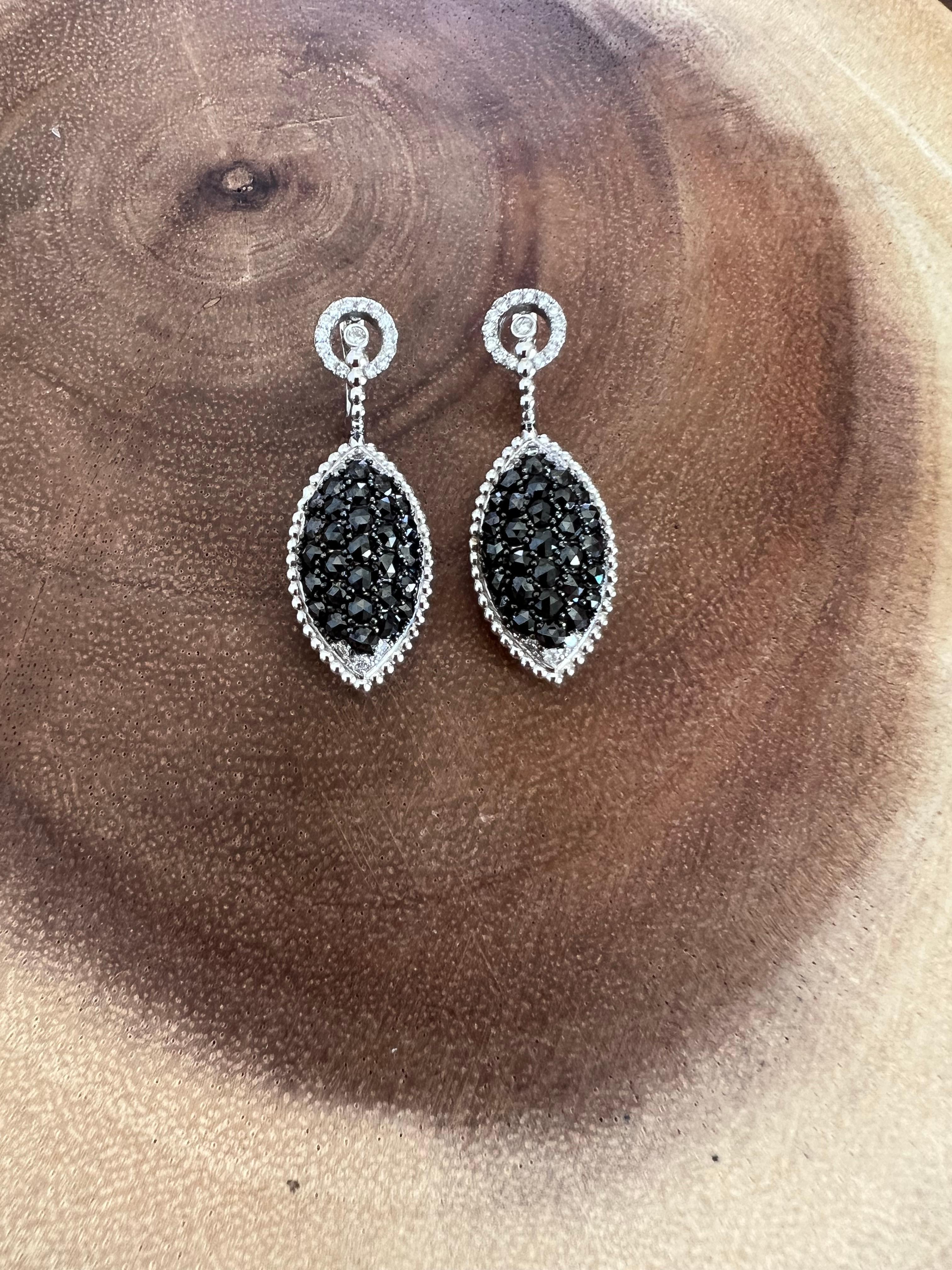4.33 Carat Black Diamond White Gold Drop Earrings In New Condition For Sale In Los Angeles, CA