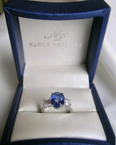 4.33 Carat Blue Ceylon Sapphire Ring with 1.03 Carat Diamonds 18k White Gold