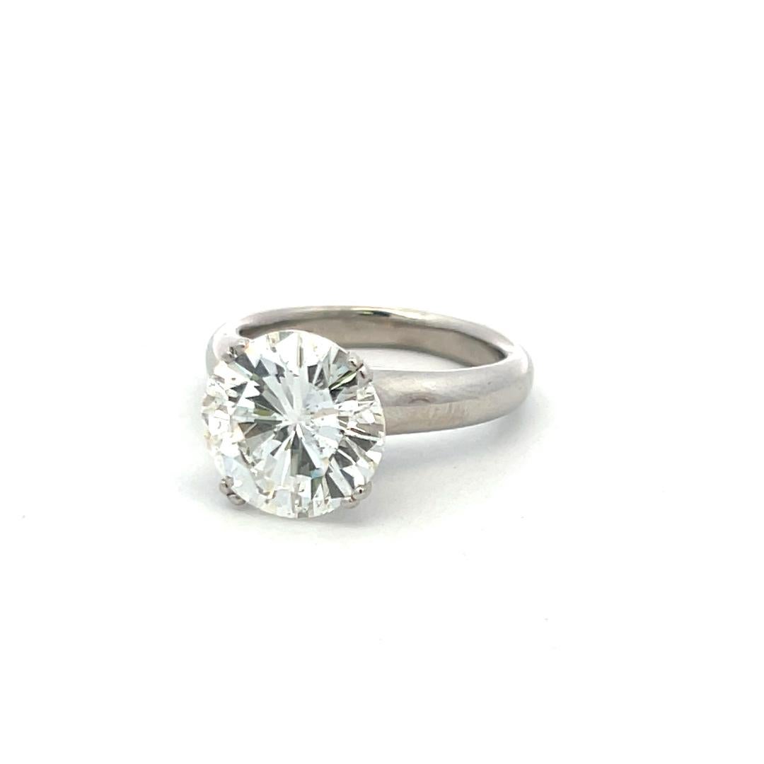 Anello di fidanzamento in platino con diamante tondo Brilliante I SI2 da 4,33 carati in vendita 2