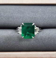 4.33 ct GIA Certified Zambian Emerald & Diamond Ring