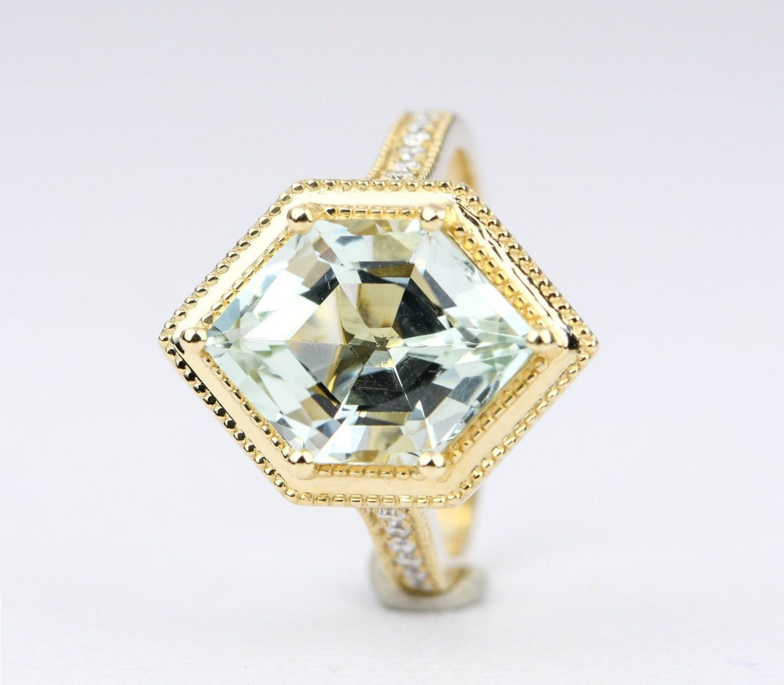 elongated hexagon diamond
