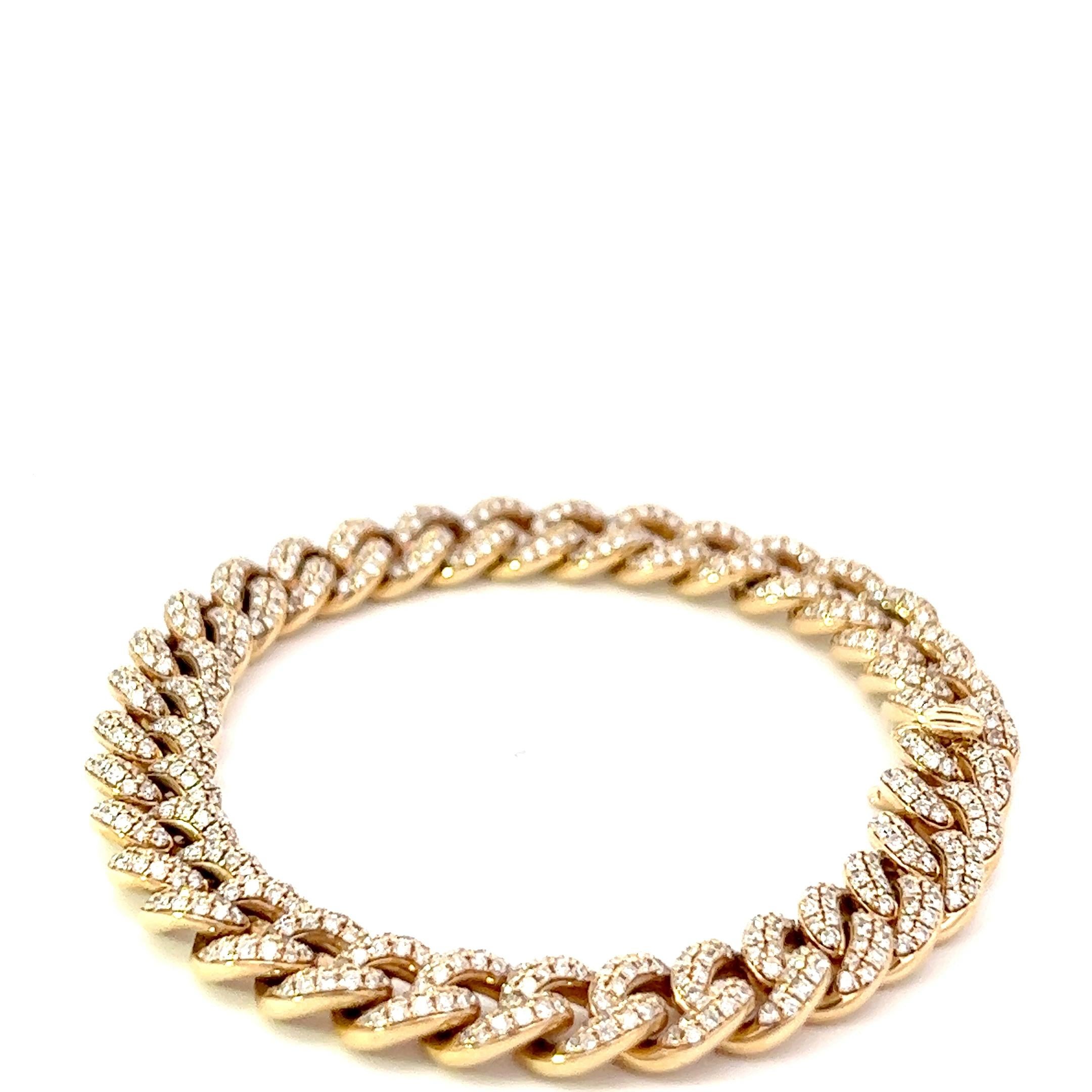 Bracelet à maillons cubains en or jaune 14 carats avec diamants écaillés, poids total de 4,33 carats Unisexe en vente