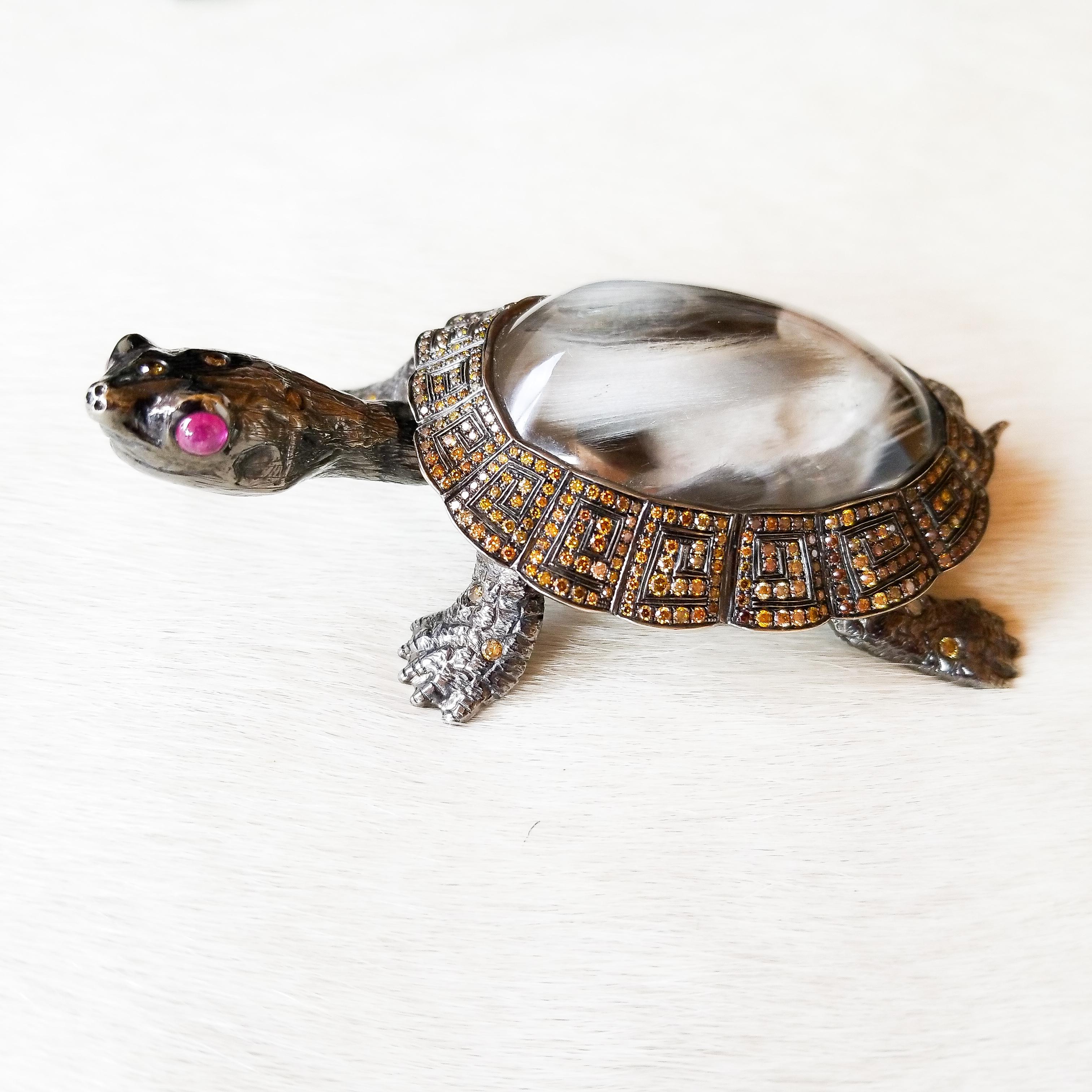 4.35 Carat Fancy Diamond Solid 18K Golden Turtle Lifesize Figurine  For Sale 7