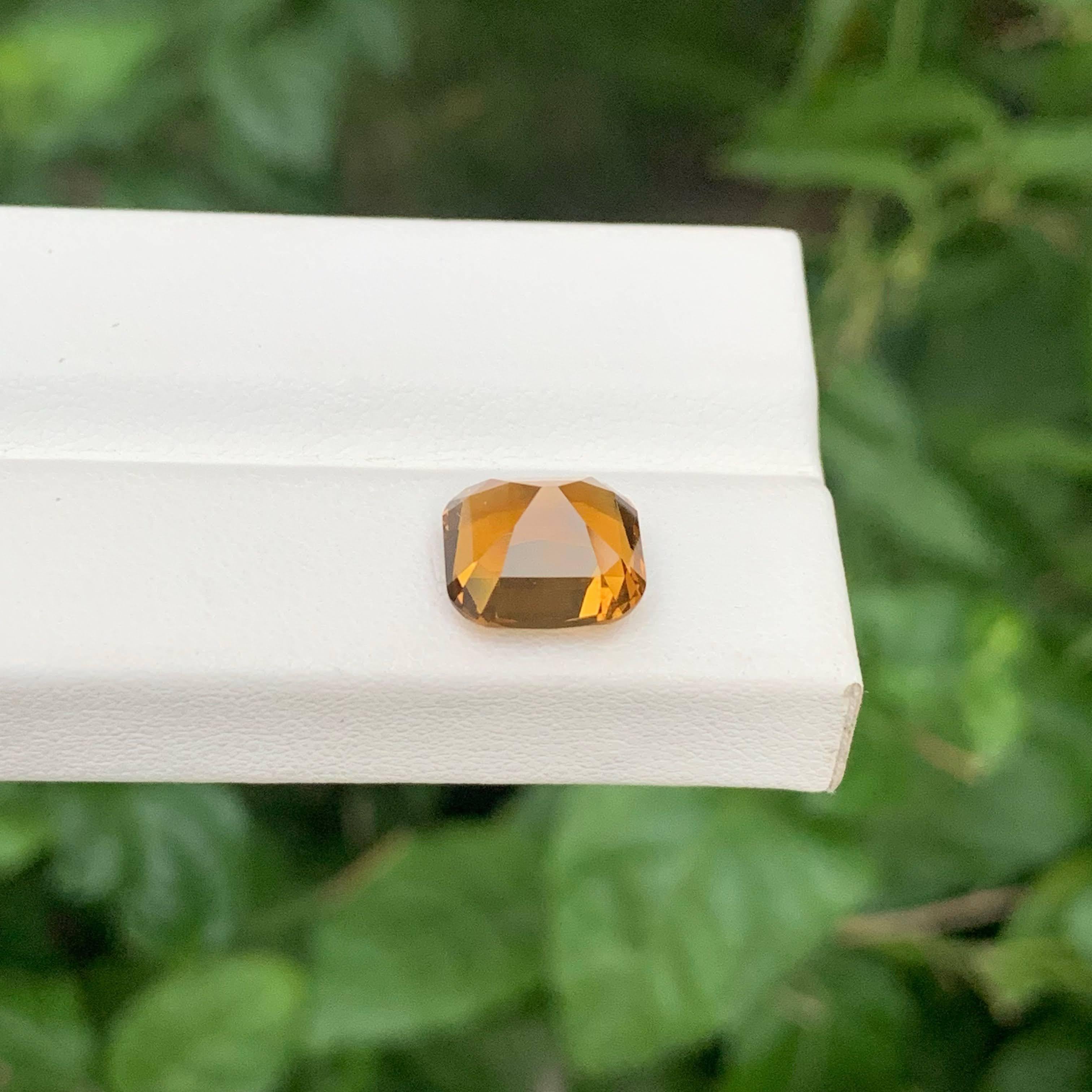 4.35 Carat Natural Loose Brownish Orange Citrine Cushion Cut Brazilian Gemstone (pierre précieuse brésilienne) Unisexe en vente