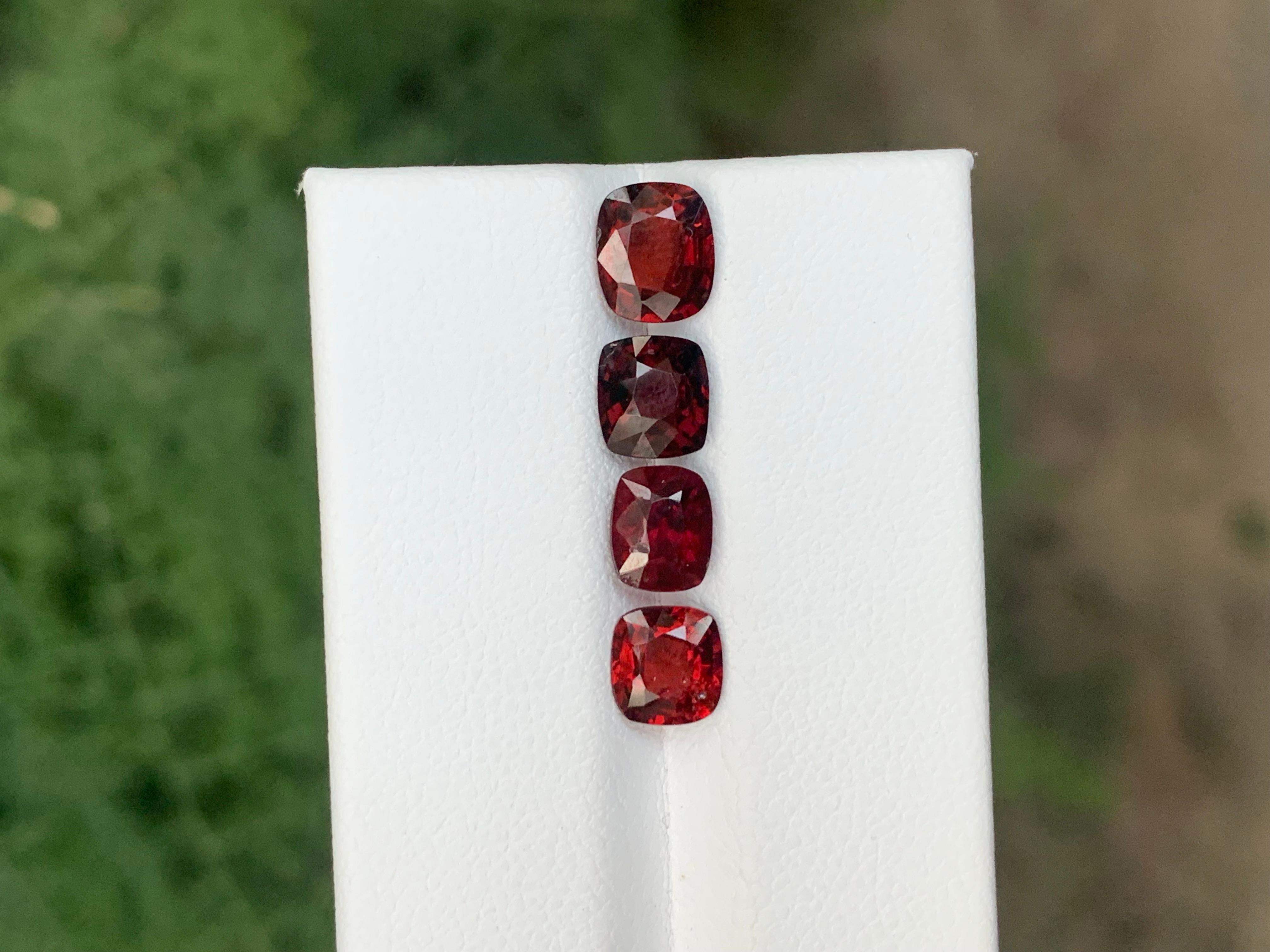 4.35 Carat Natural Loose Burmese Red Spinel Lot  For Jewellery Making In New Condition For Sale In Peshawar, PK