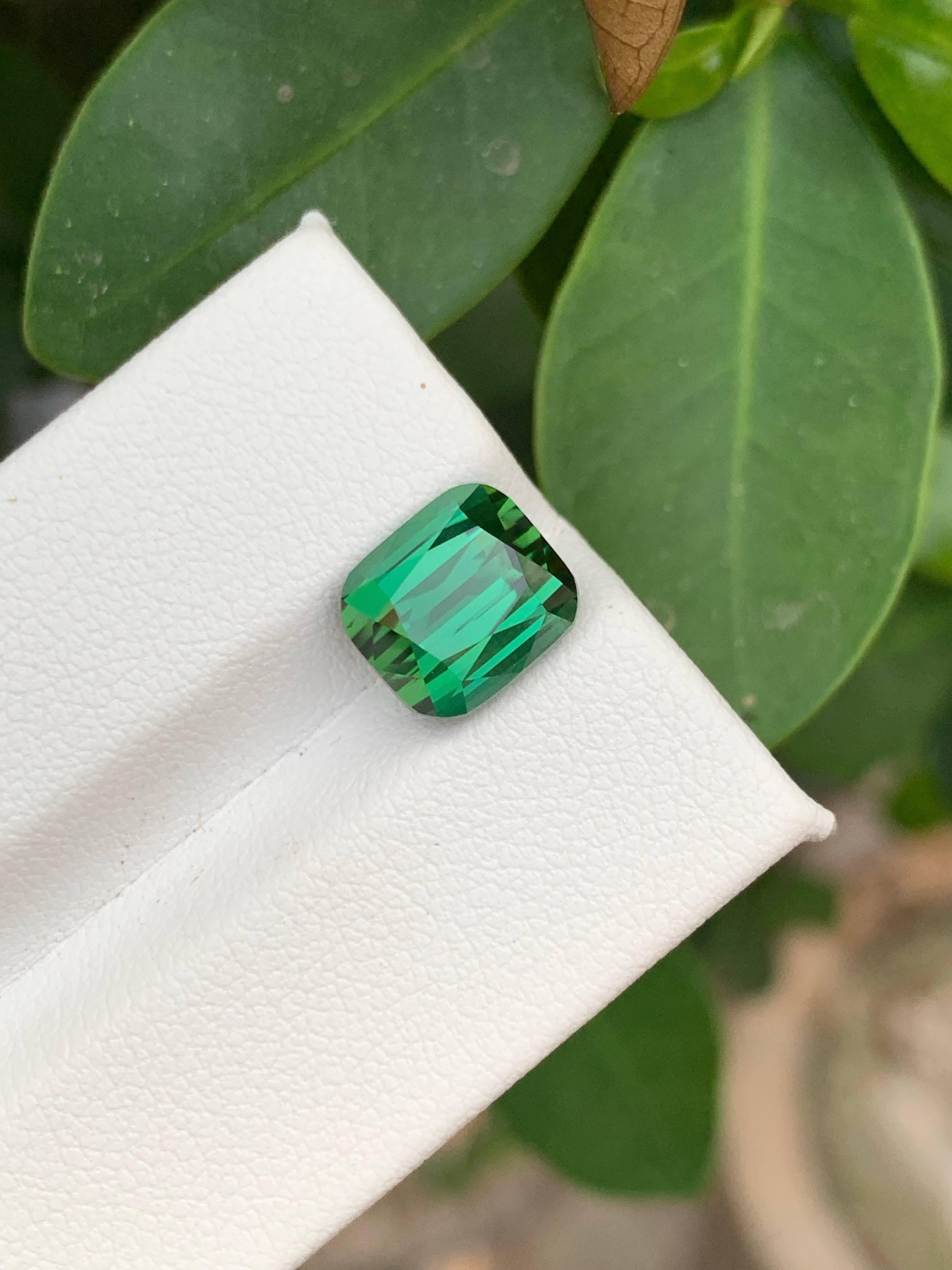 4.35 Carat Natural Loose Greenish Blue Tourmaline Cushion Cut Afghan Gemstone (Tourmaline bleue verdâtre en vrac, taille coussin) en vente 1