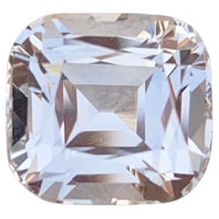 Morganite naturelle taille coussin dorée claire de 4,35 carats