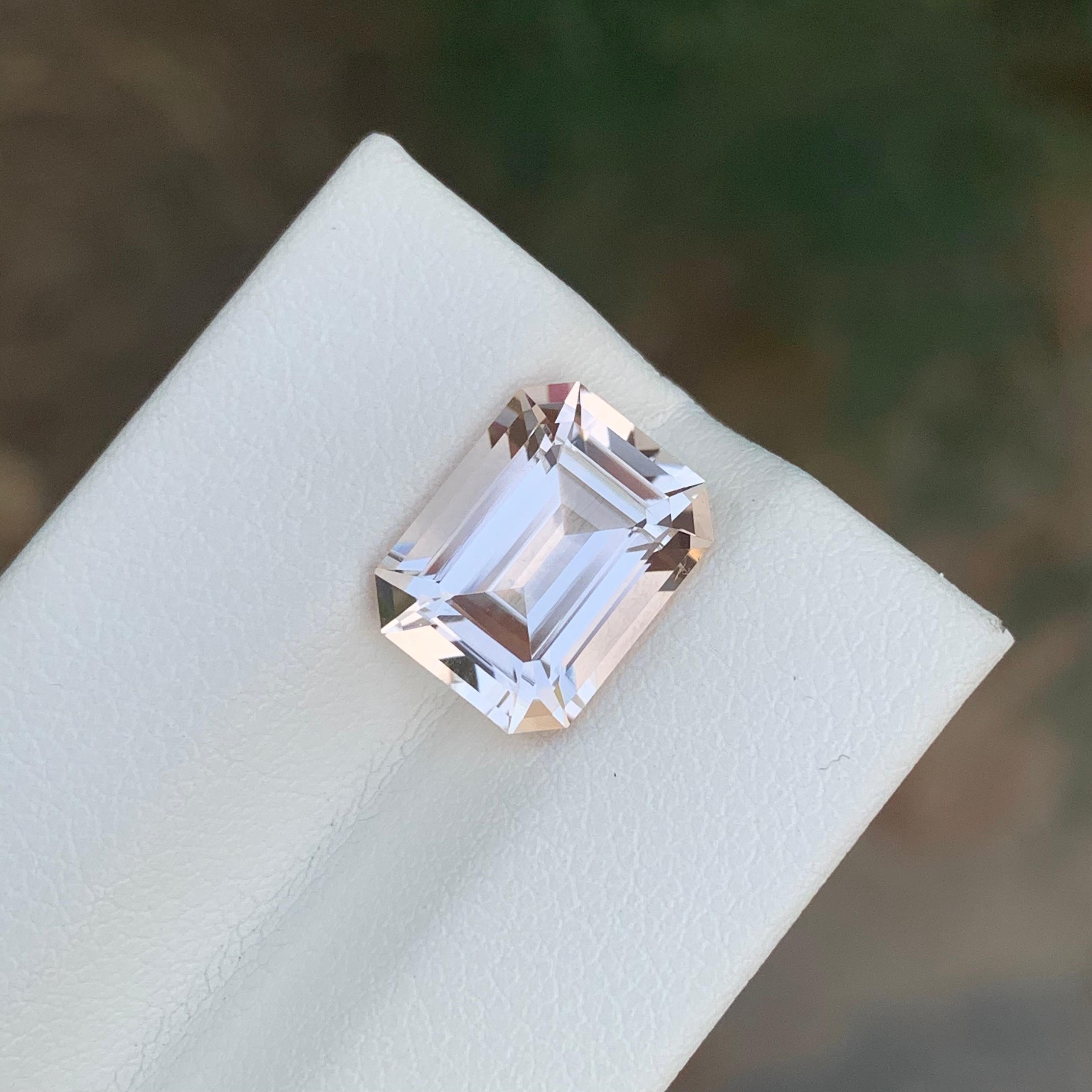 4,35 Karat Natürlicher loser heller goldener Morganit Smaragd Form Edelstein im Angebot 1
