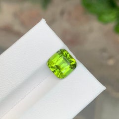 4.35 Carat Natural Loose Peridot Cushion Shape Gemstone