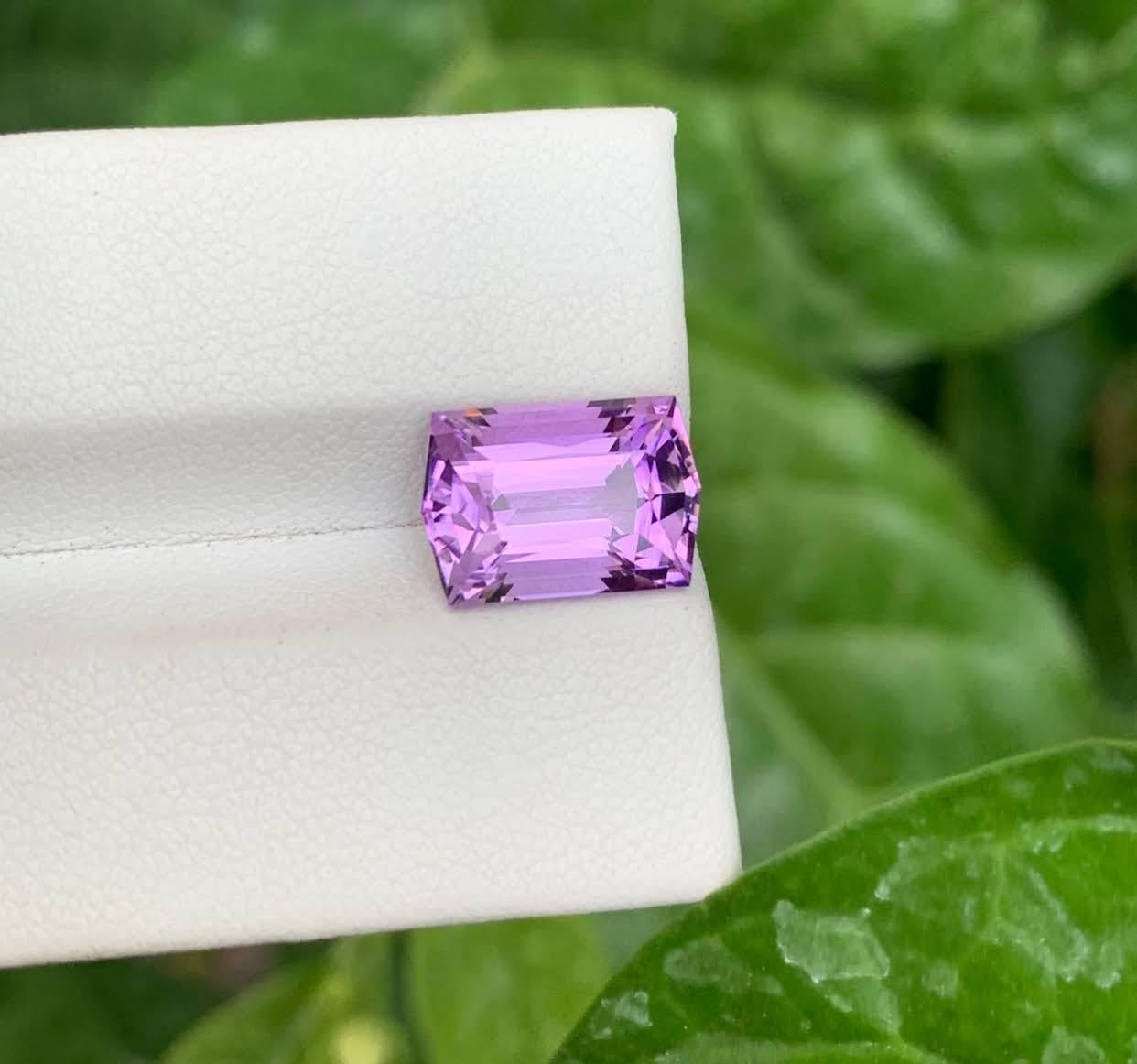 4.35 Carat Natural Loose Purple Amethyst Stone Fancy Cut Brazilian Gemstone For Sale 1