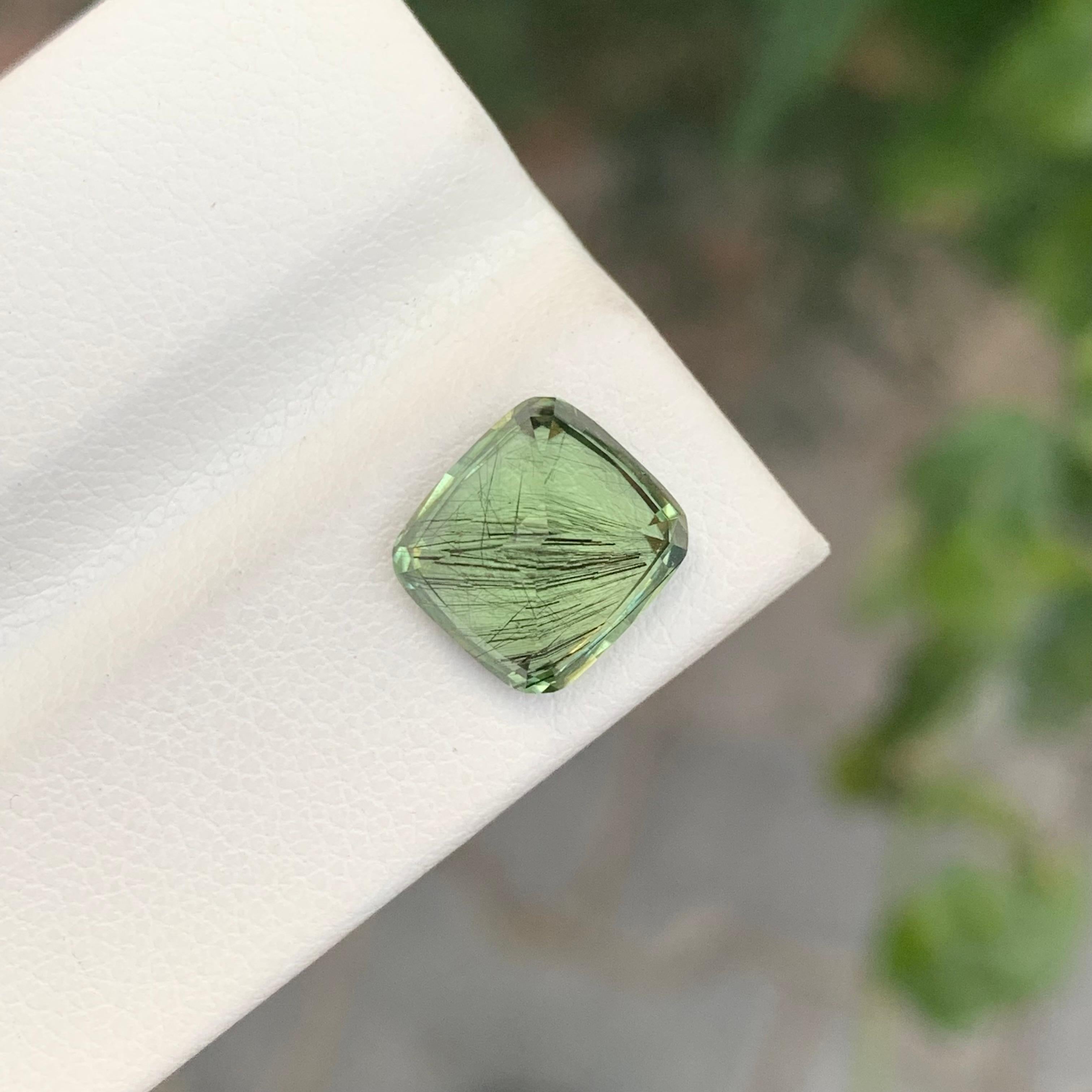 4.35 Carat Natural Loose Rutile Peridot Cushion Shape Gemstone (pierre précieuse en forme de coussin) en vente 4