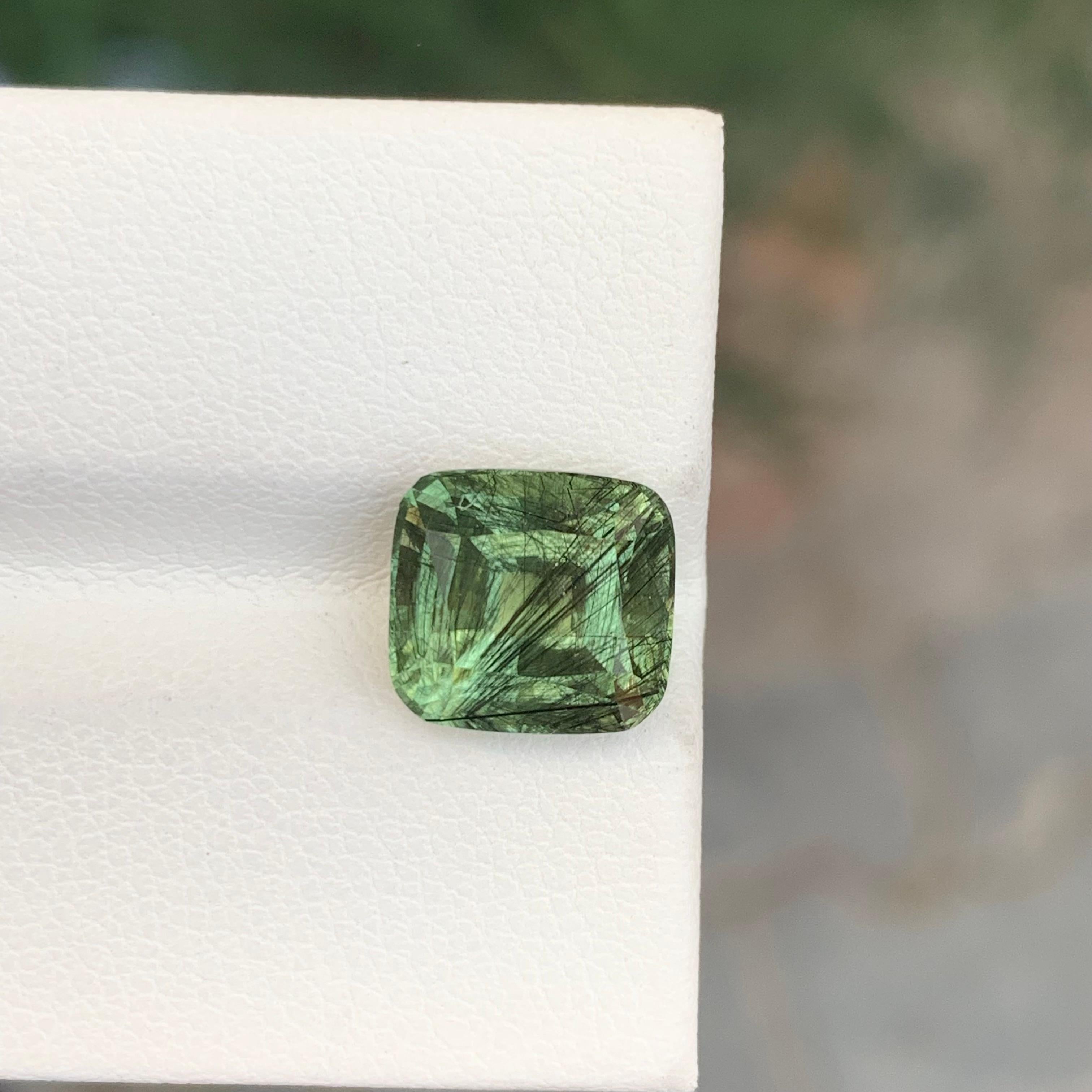4.35 Carat Natural Loose Rutile Peridot Cushion Shape Gemstone (pierre précieuse en forme de coussin) en vente 5