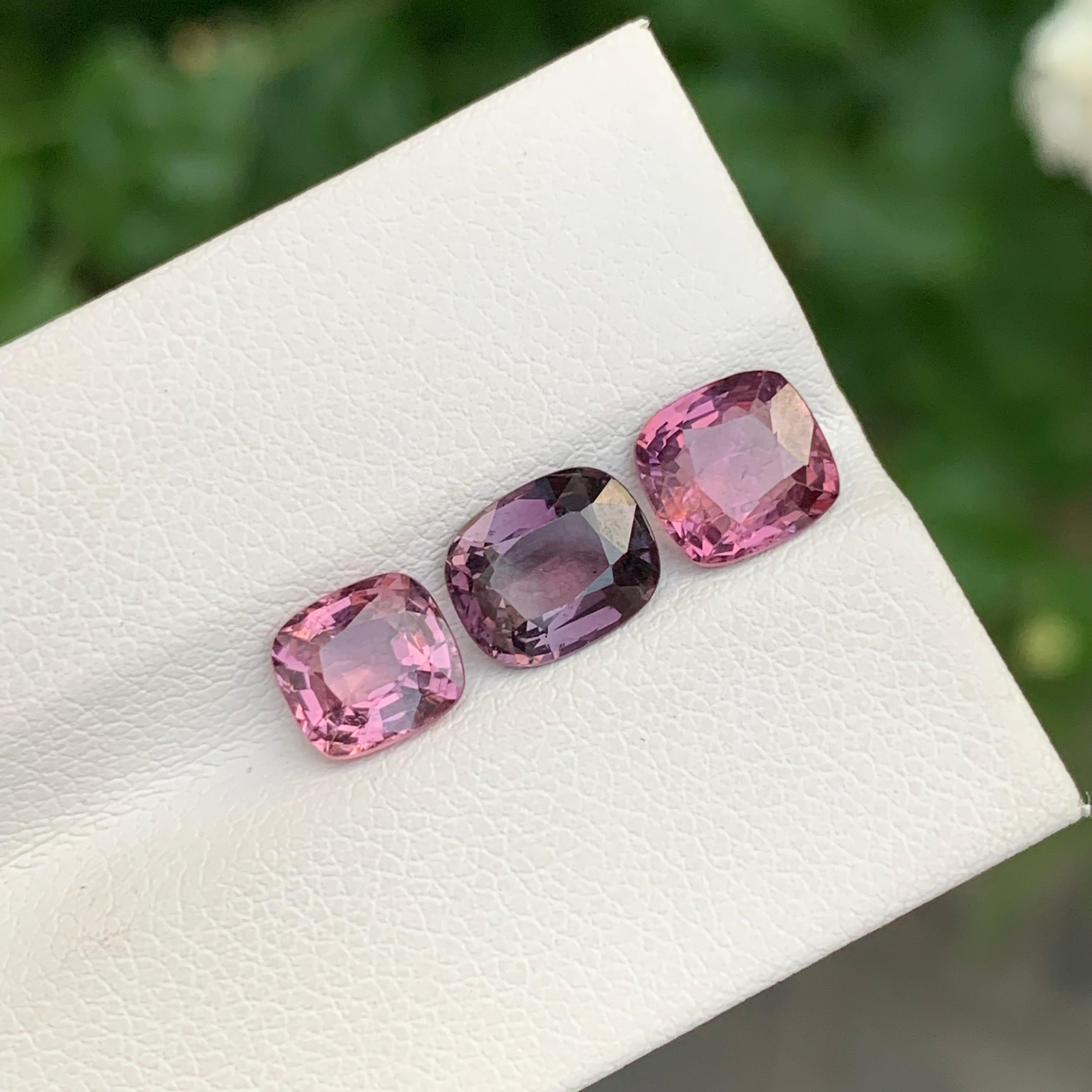 4,35 Karat natürlicher loser Spinell Lot aus Myanmar im Zustand „Neu“ im Angebot in Peshawar, PK