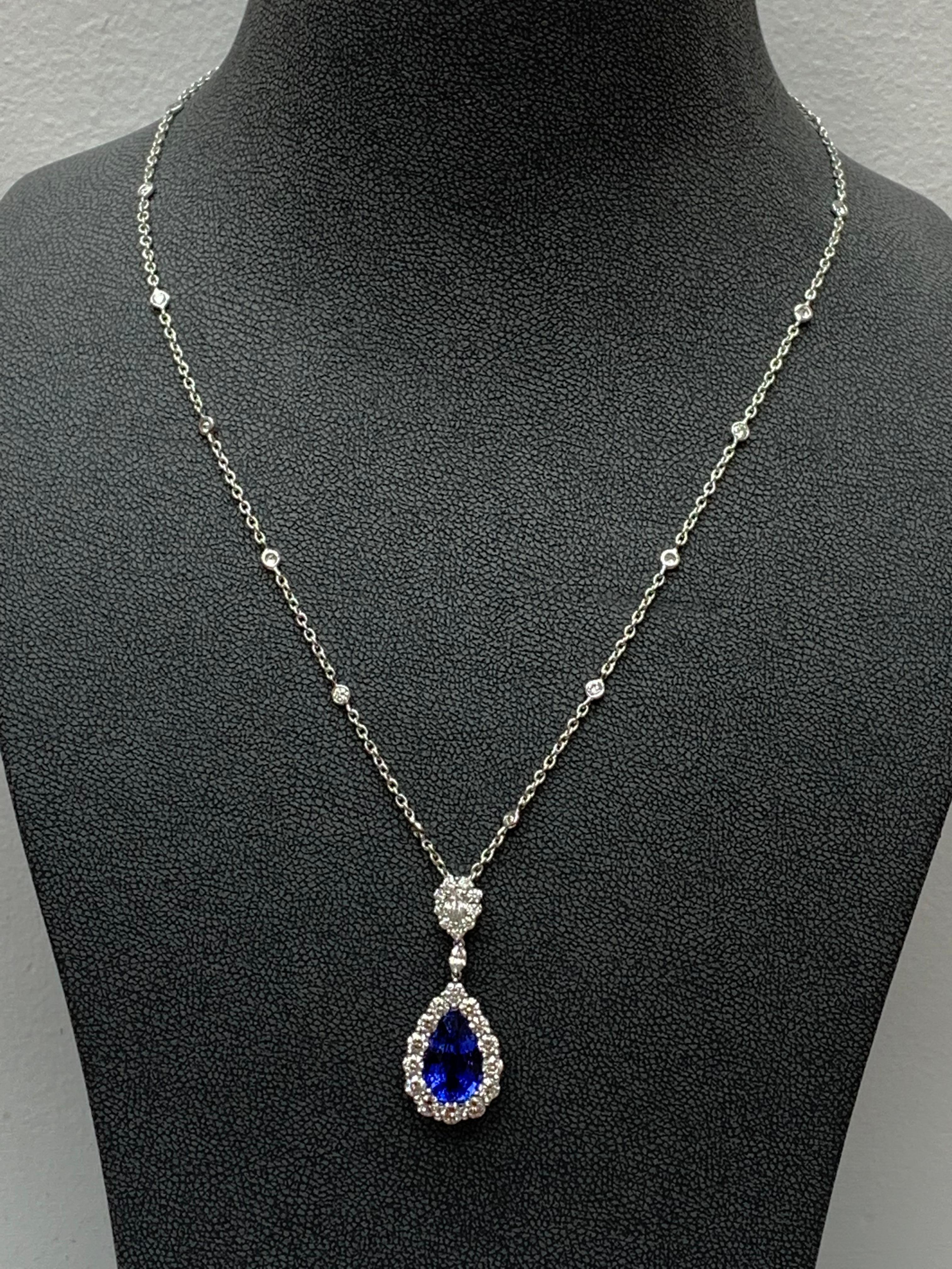 4.35 Carat Pear shape Sapphire and Diamond Drop Necklace in 18K White Gold In New Condition For Sale In NEW YORK, NY