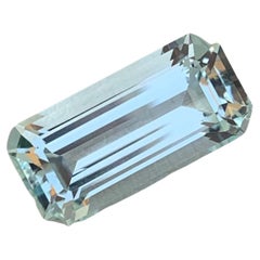 4.35 Carats Emerald Cut Natural Loose Aquamarine March Birthstone (pierre de naissance de mars)