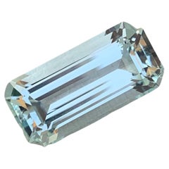 4.35 Carats Emerald Cut Natural Loose Aquamarine March Birthstone (pierre de naissance de mars) 