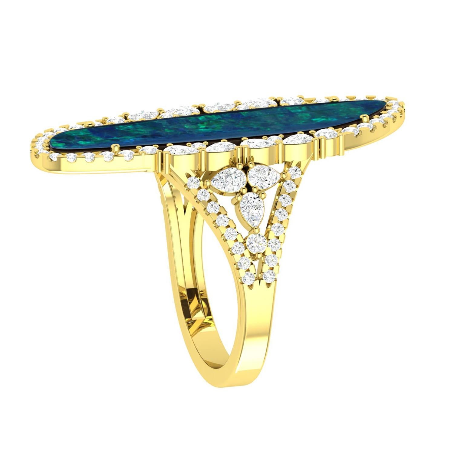 Round Cut 4.35ct Opal Ring With Diamonds Made In 18 Karat Yellow Gold  For Sale