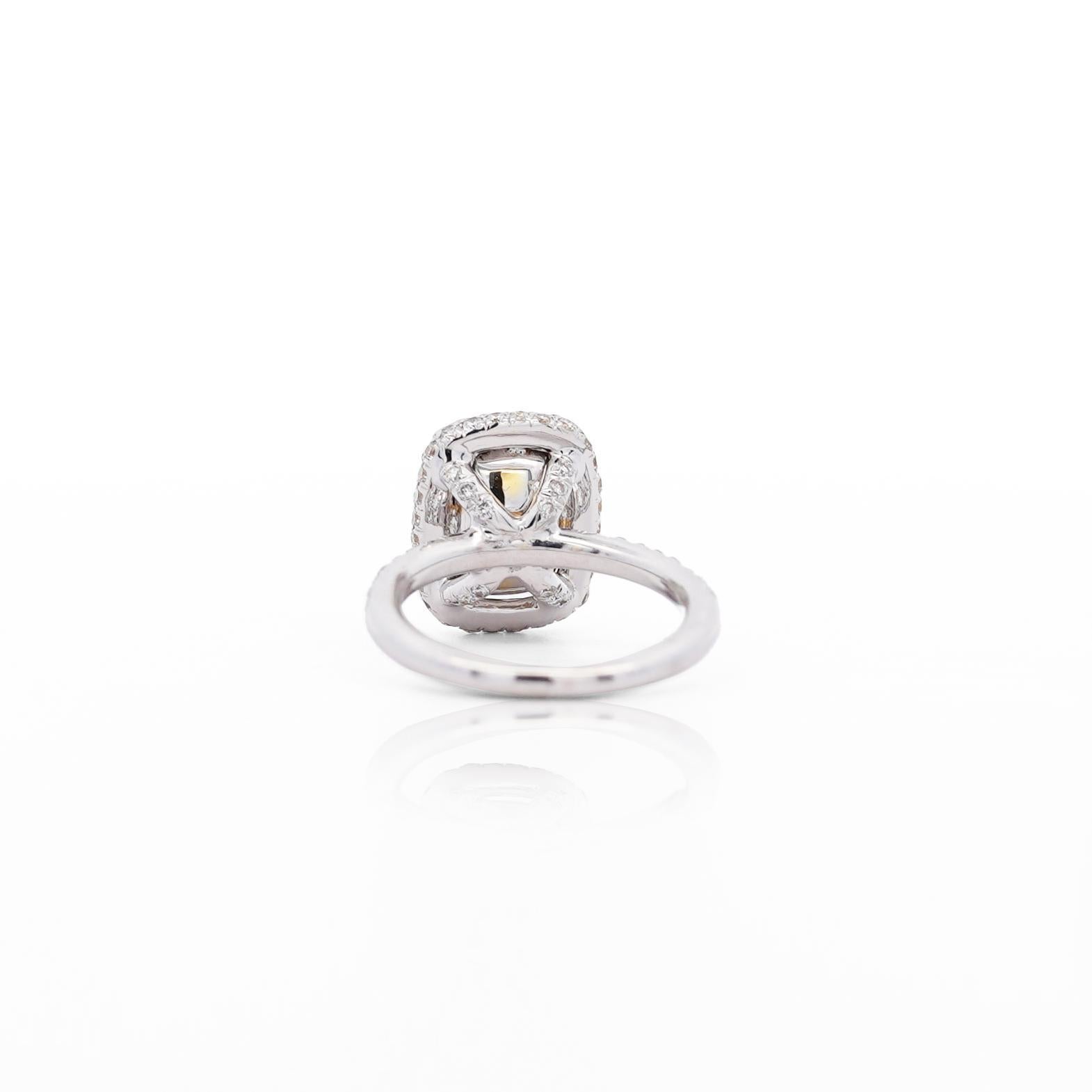 4,36 Karat länglicher Verlobungsring mit gelbem Fancy-Diamant-Halo im Kissenschliff mit Halo aus 18K im Angebot 2