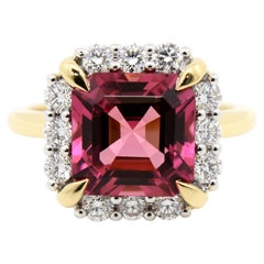 Bague cocktail halo de diamants rubellites du Mozambique de 4,36 carats