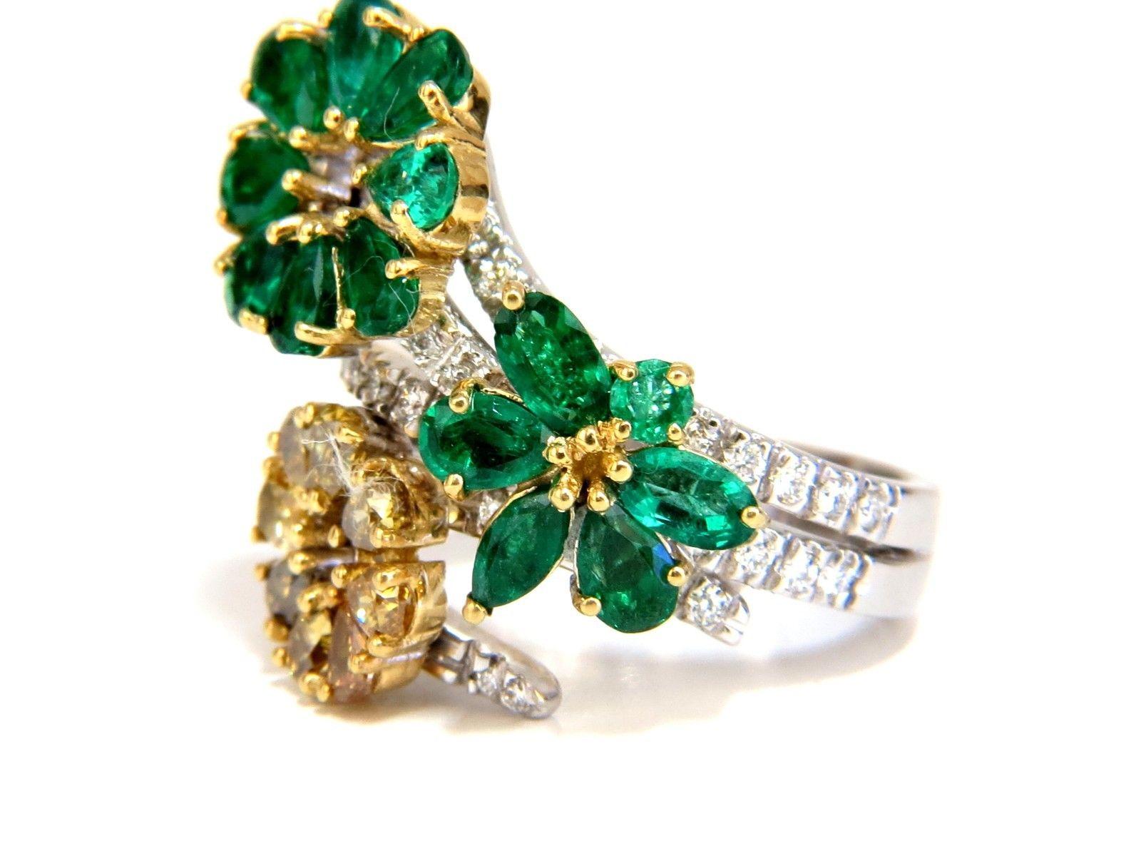 4.36 Carat Natural Emeralds Diamond Cocktail Cluster Ring 18 Karat For Sale 1