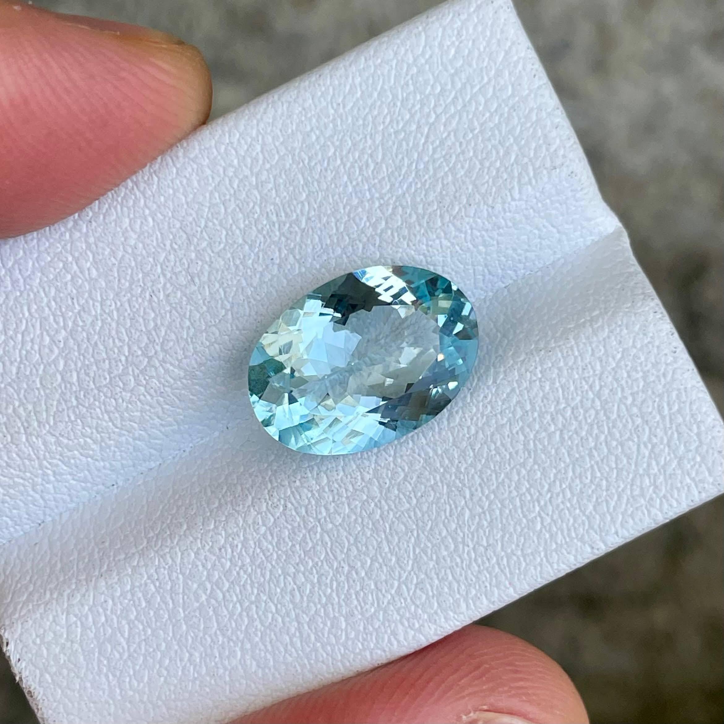 4.36 quilates Piedra Aguamarina Azul Talla Ovalada Piedra Preciosa Africana Natural Corte oval en venta