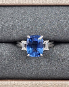 4.36 ct GRS Certified Sapphire & Diamond Ring