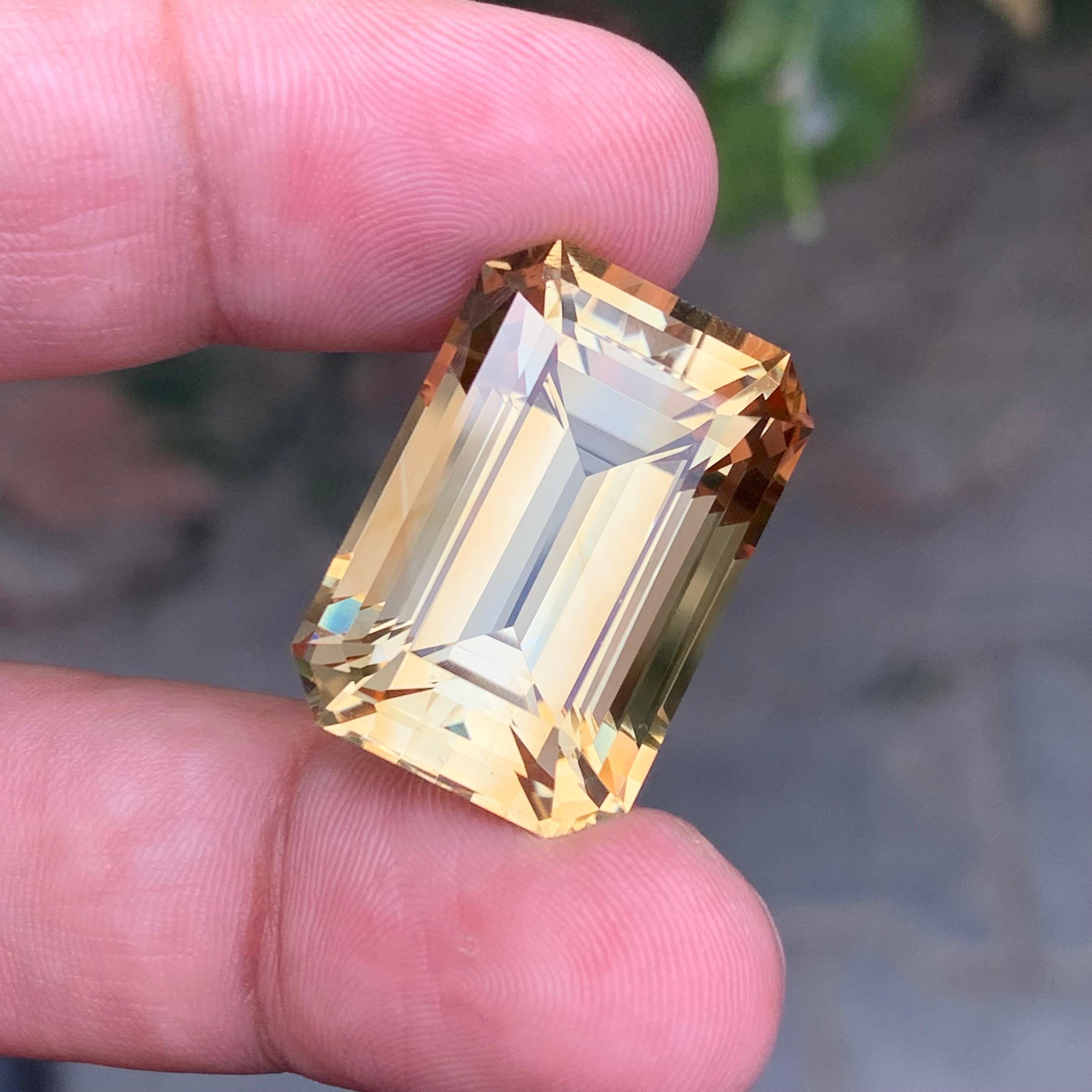 43.60 Karat natürlicher loser gelber Citrin Smaragd Form Edelstein im Angebot 7
