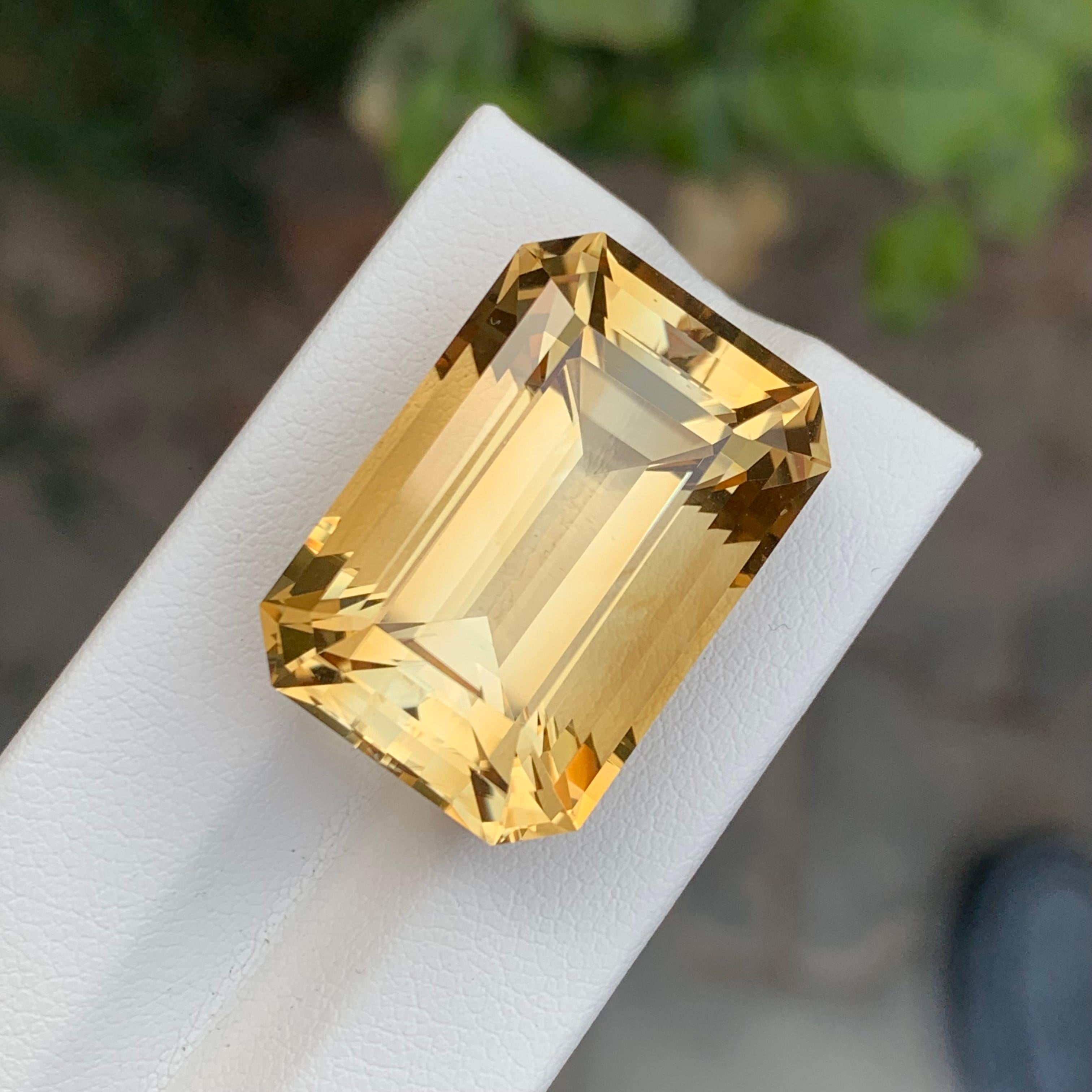 43.60 Karat natürlicher loser gelber Citrin Smaragd Form Edelstein (Smaragdschliff) im Angebot