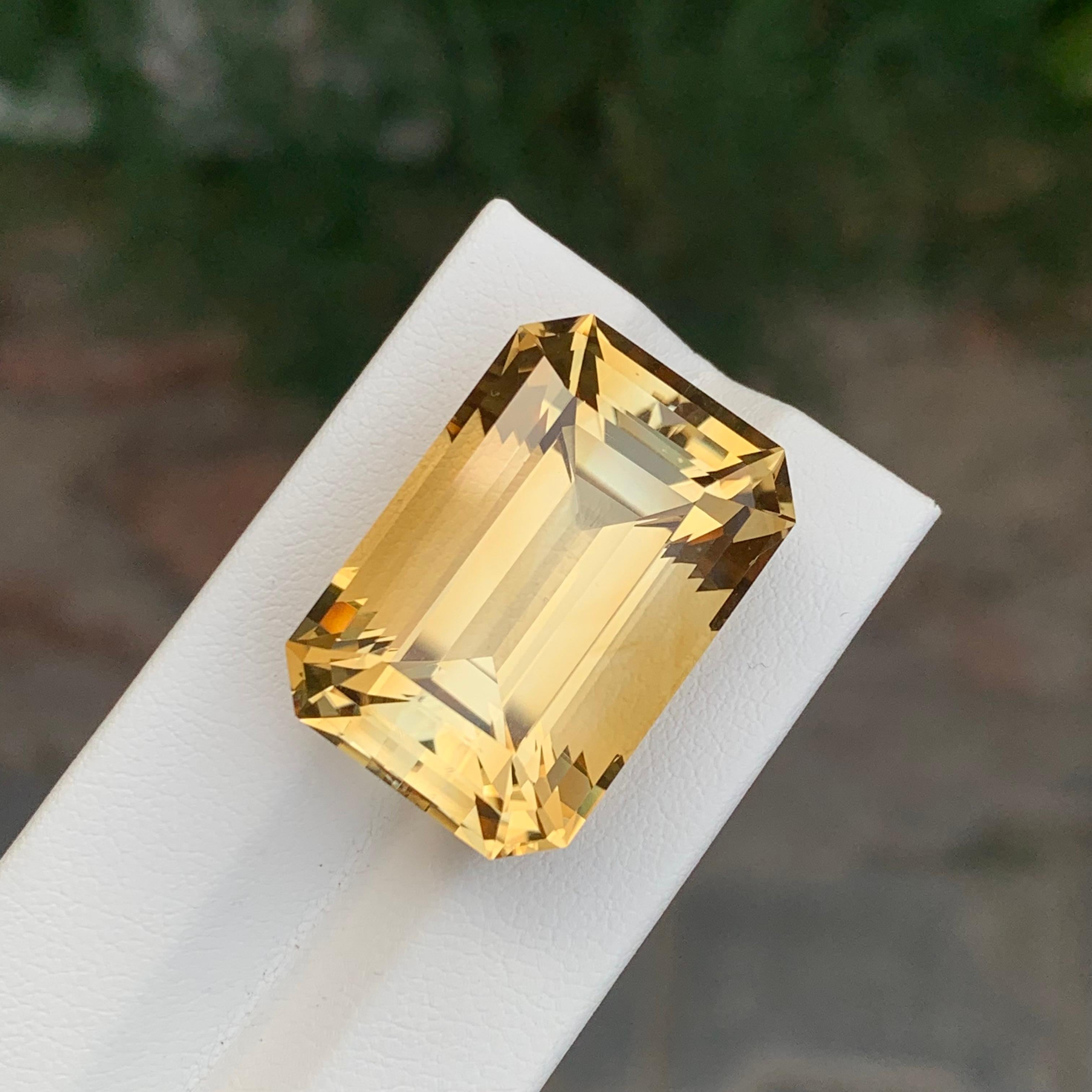 43.60 Karat natürlicher loser gelber Citrin Smaragd Form Edelstein für Damen oder Herren im Angebot