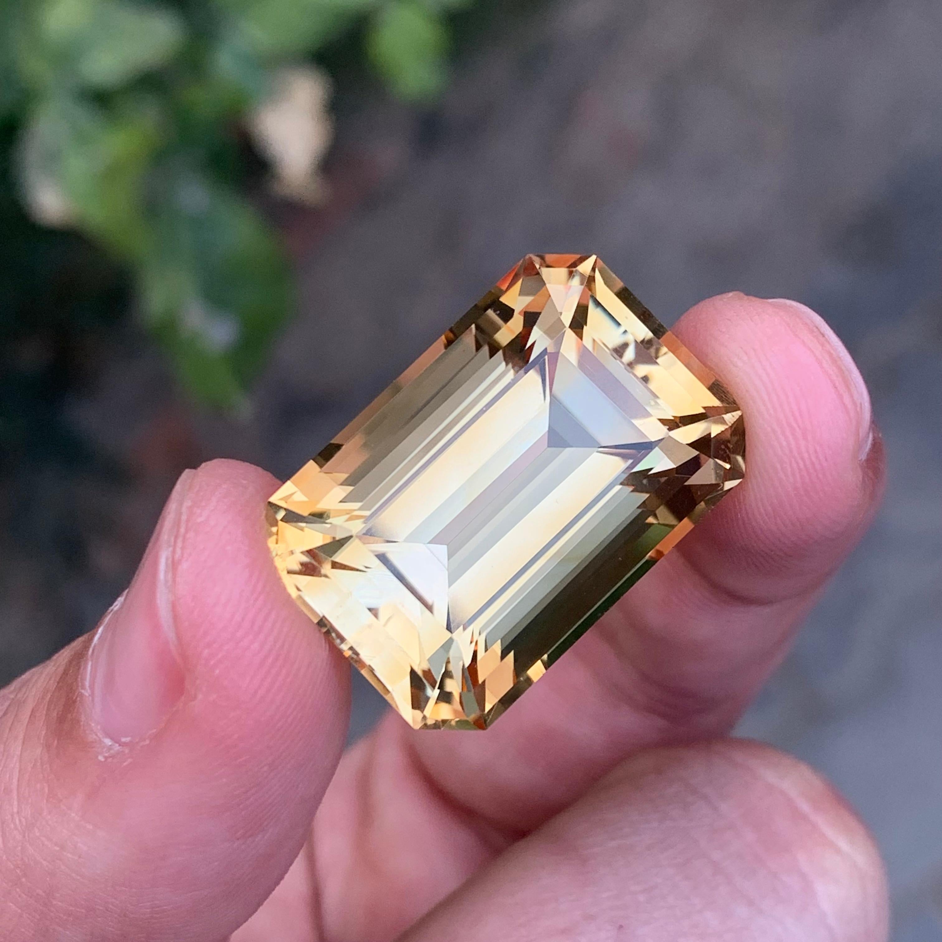 43.60 Karat natürlicher loser gelber Citrin Smaragd Form Edelstein im Angebot 2