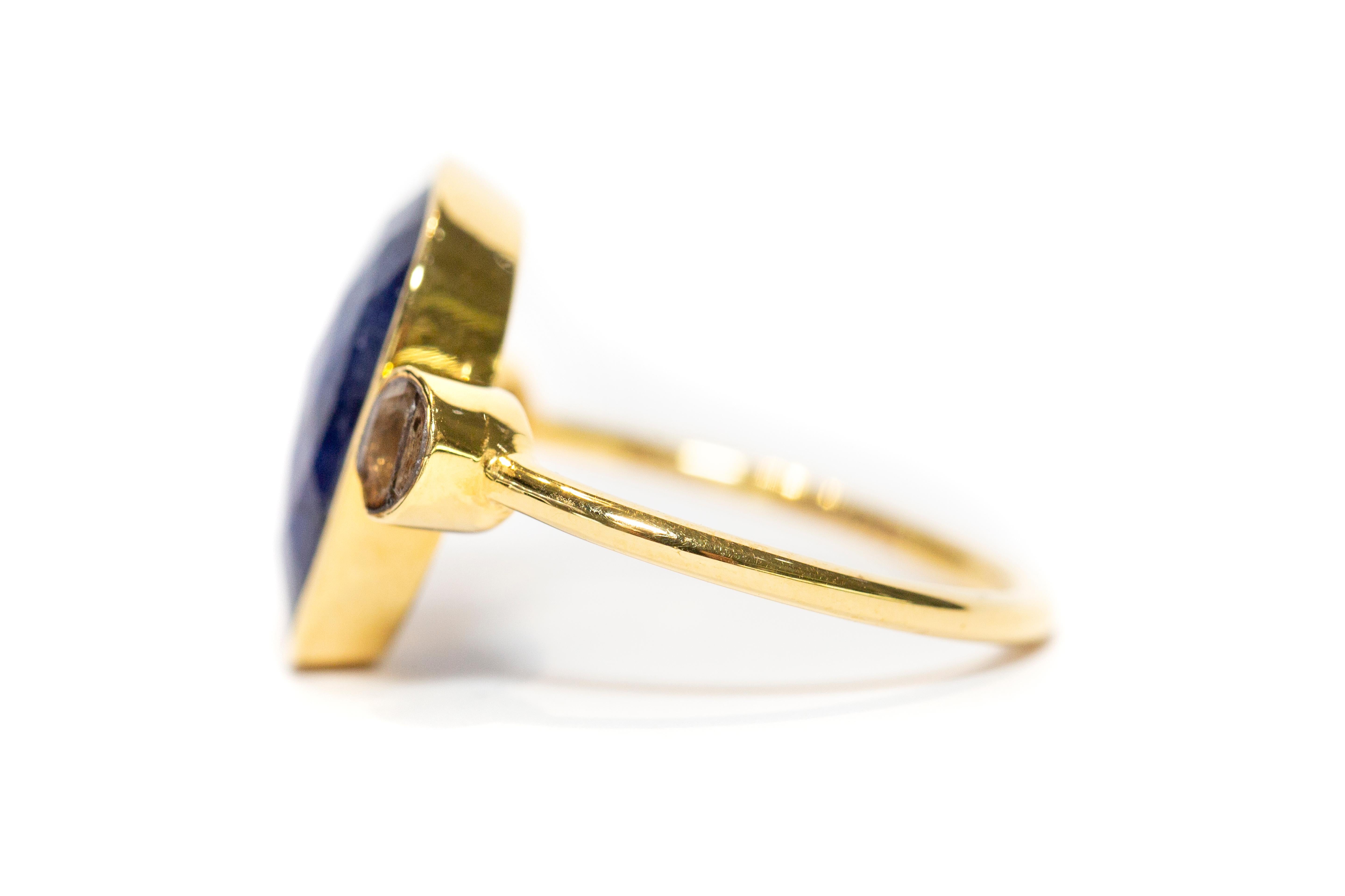 4,37 Karat Blauer Saphir Diamant Rosenschliff 18 KT Gelbgold Kunsthandwerker Ring  im Angebot 1
